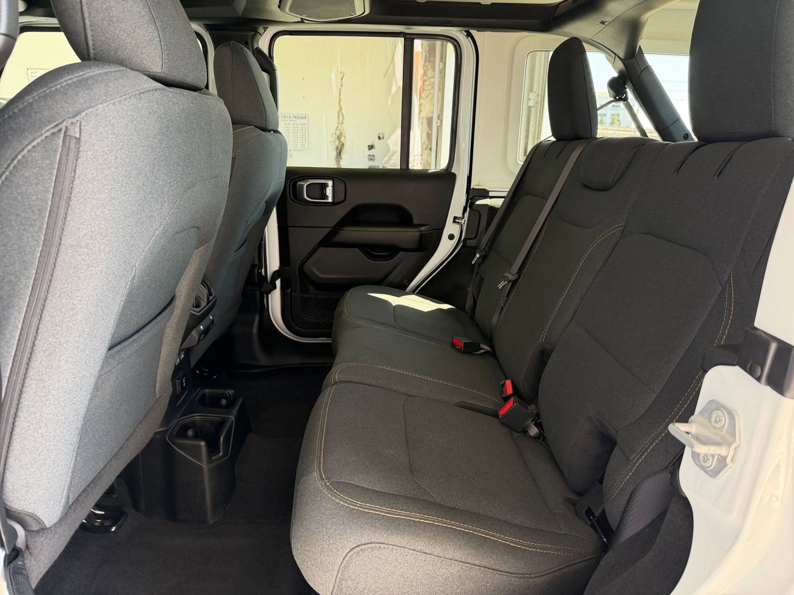 Thumbnail: 2025 Jeep Wrangler - 24