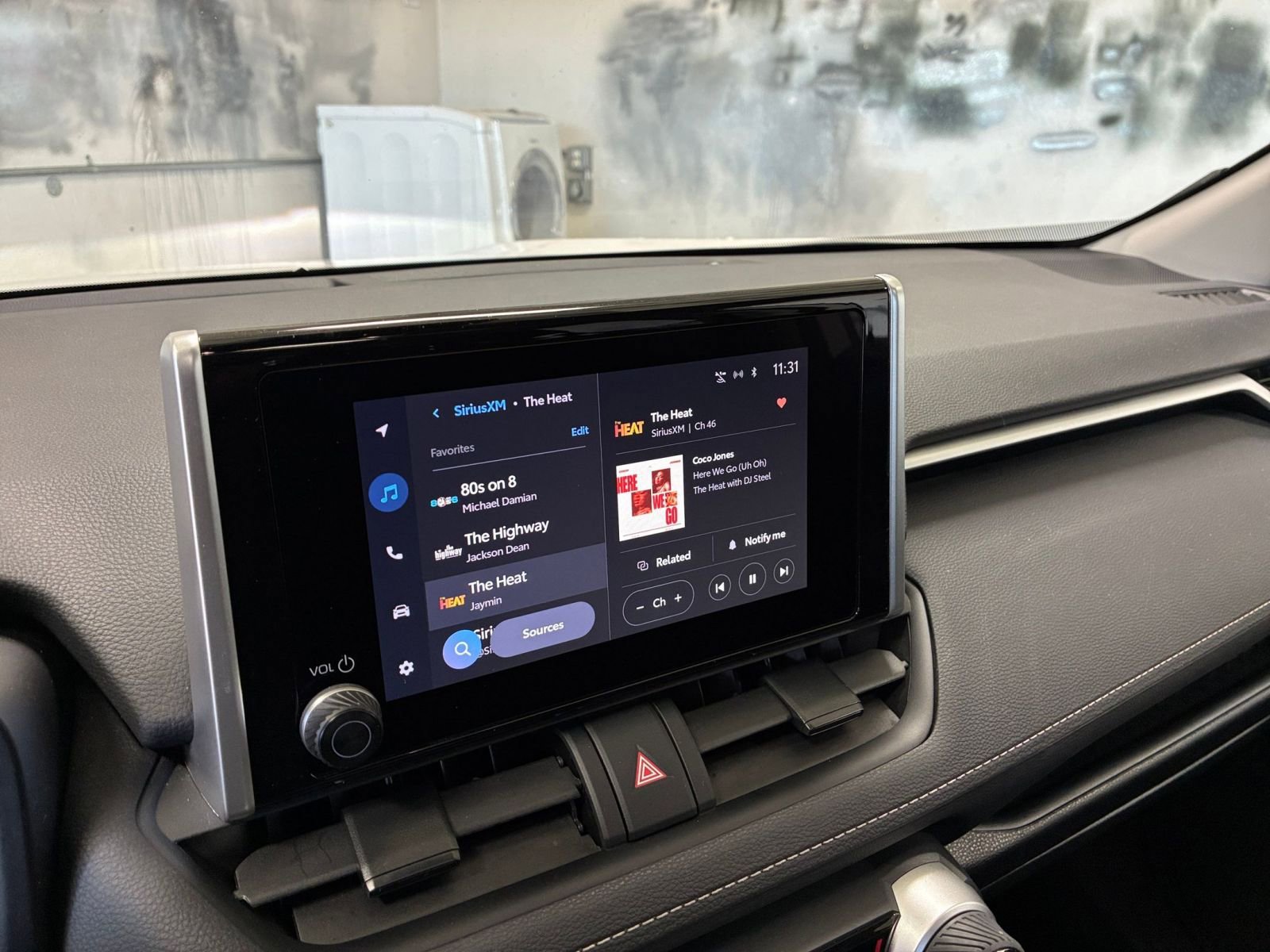 Thumbnail: 2025 Toyota RAV4 - 20