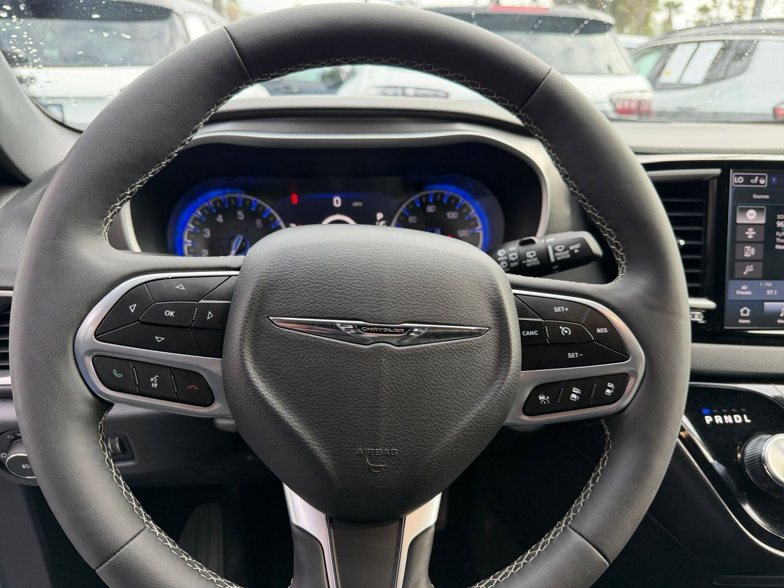 Thumbnail: 2025 Chrysler Pacifica - 30