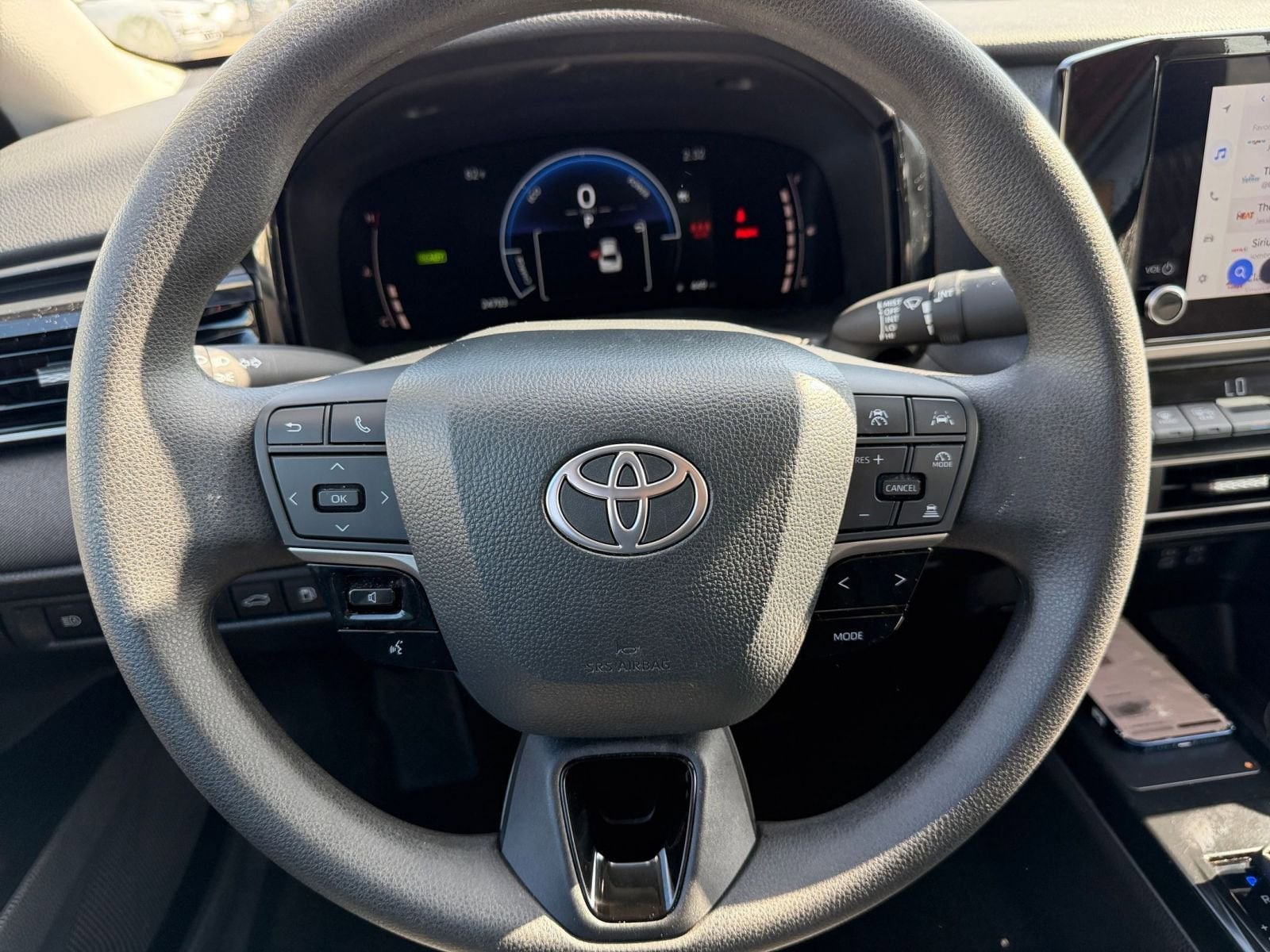 Thumbnail: 2025 Toyota Camry - 27