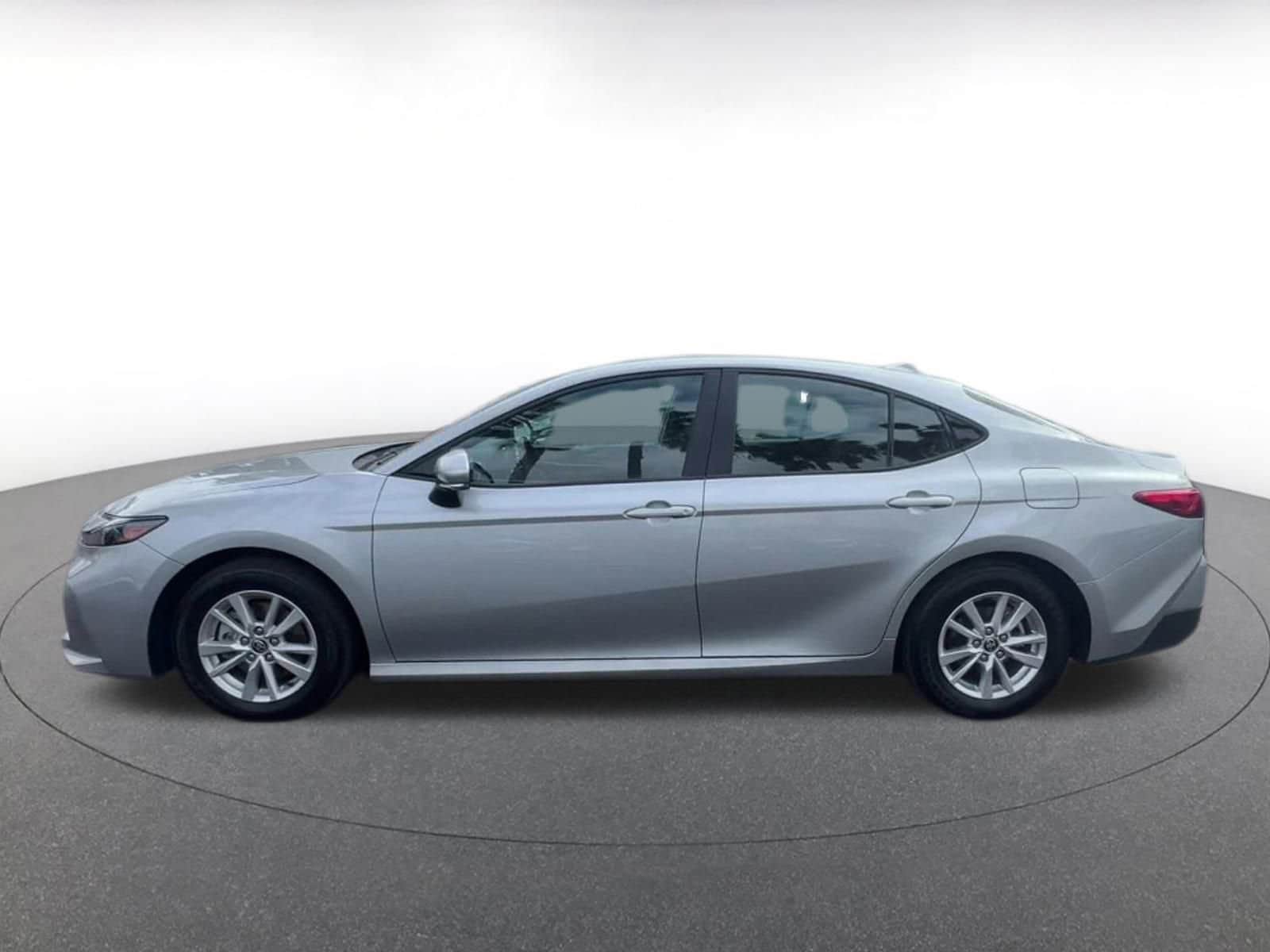 Thumbnail: 2025 Toyota Camry - 9