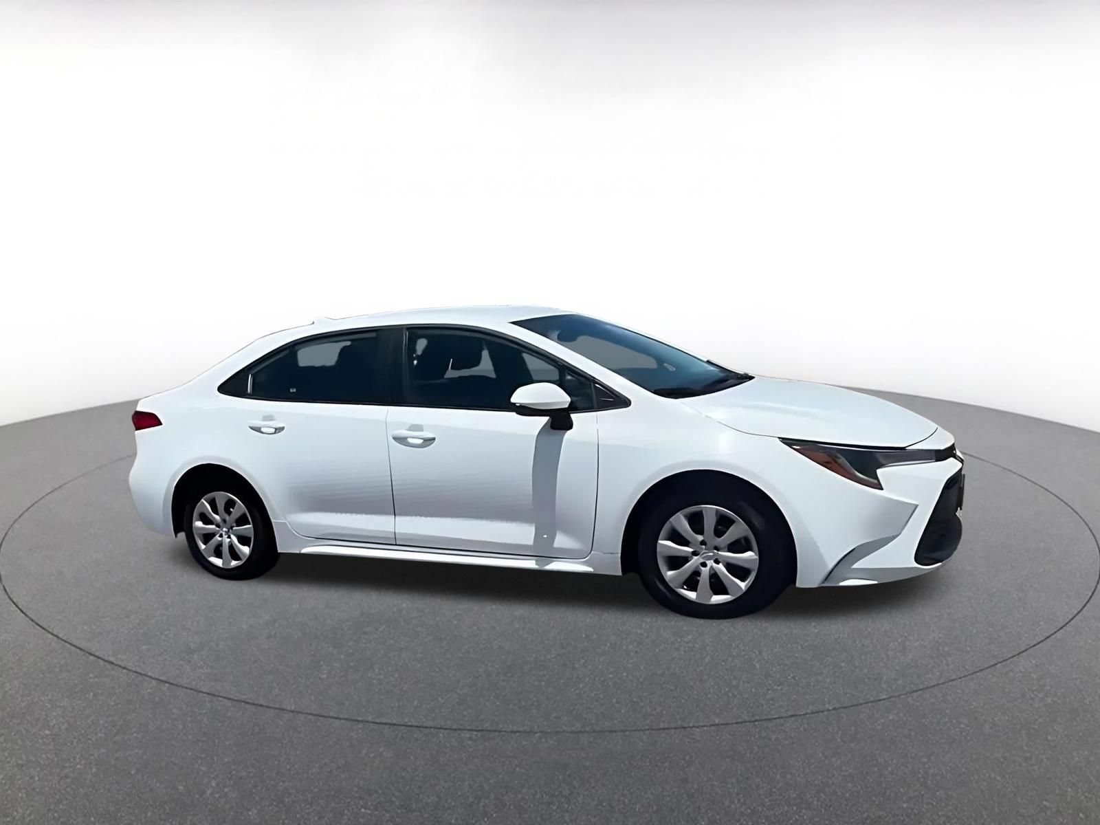 Thumbnail: 2025 Toyota Corolla - 2