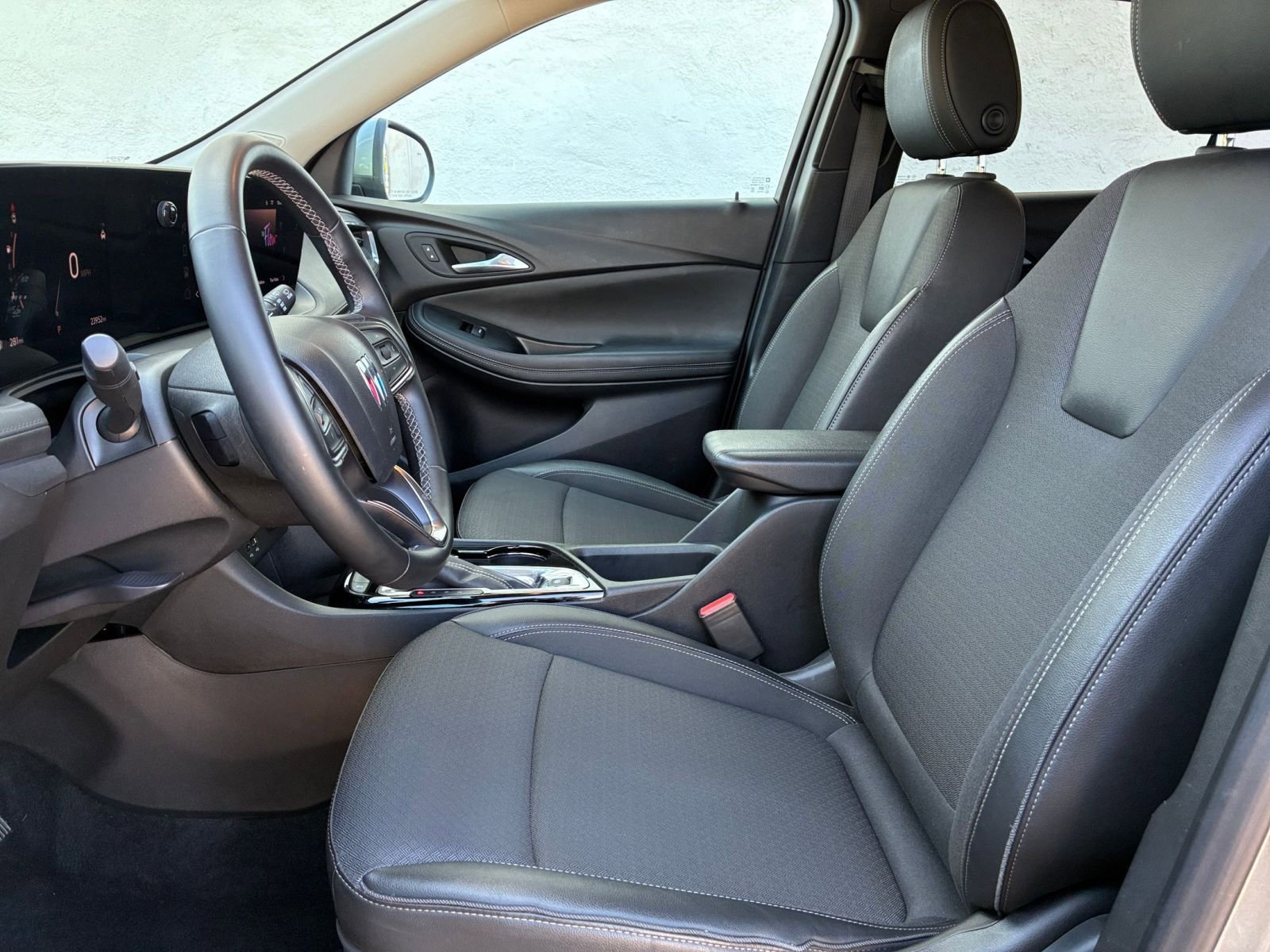 Thumbnail: 2025 Buick Encore GX - 25