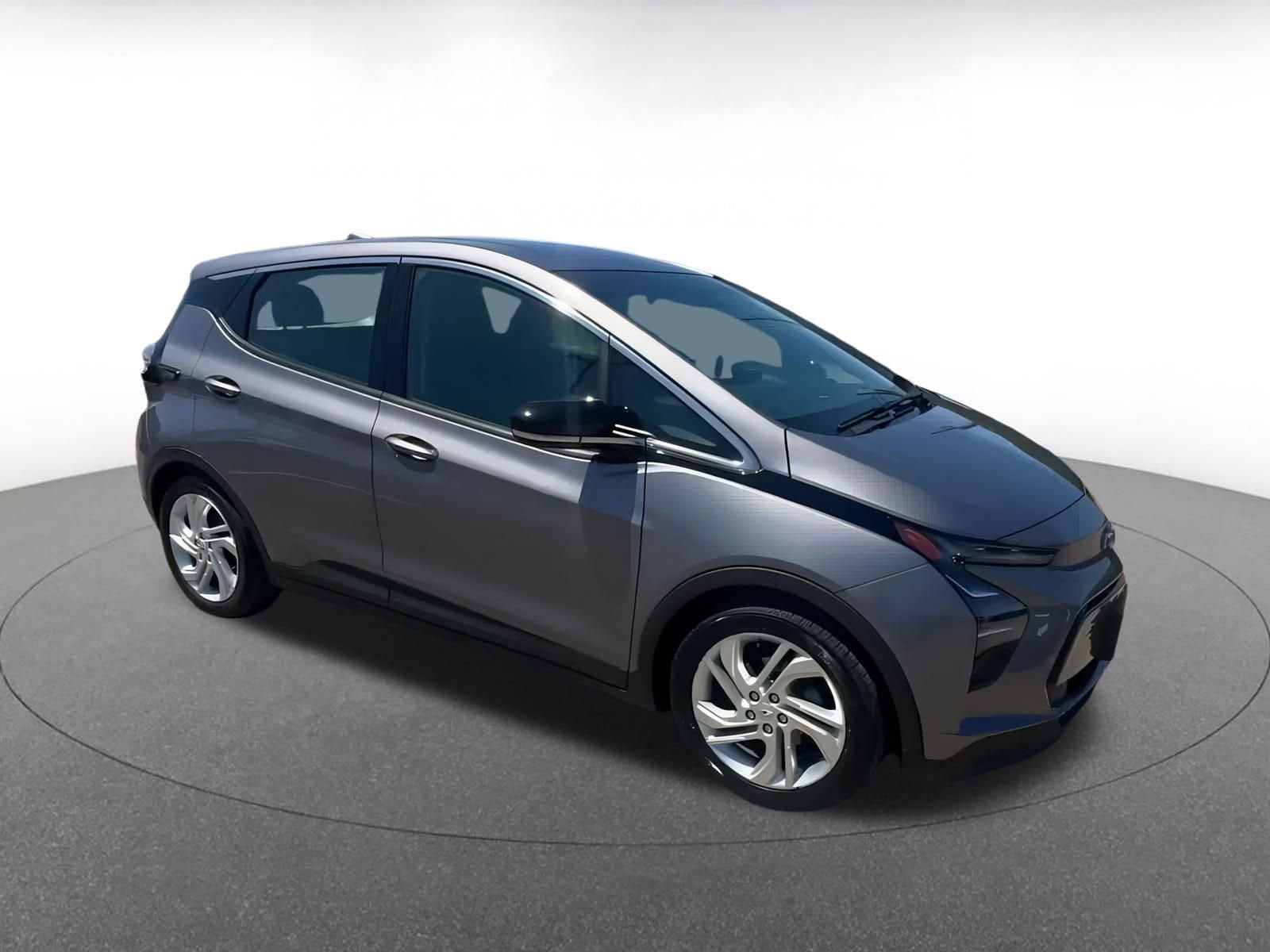 Thumbnail: 2023 Chevrolet Bolt EV - 2