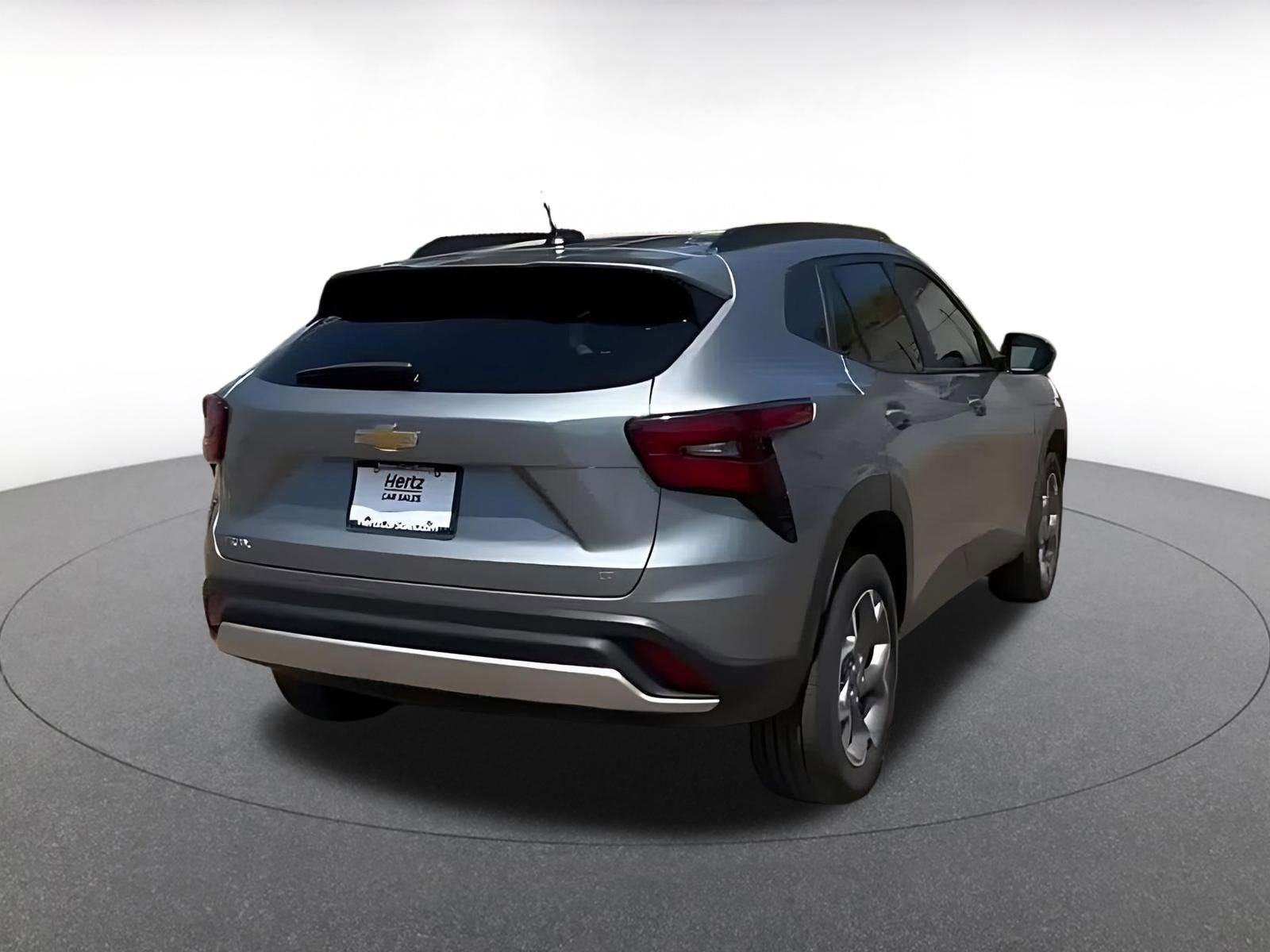 Thumbnail: 2025 Chevrolet Trax - 14