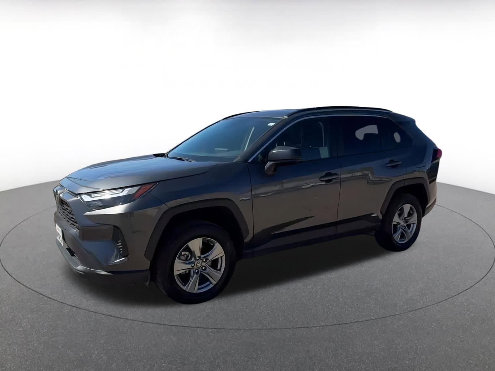 Thumbnail: 2025 Toyota RAV4 - 8