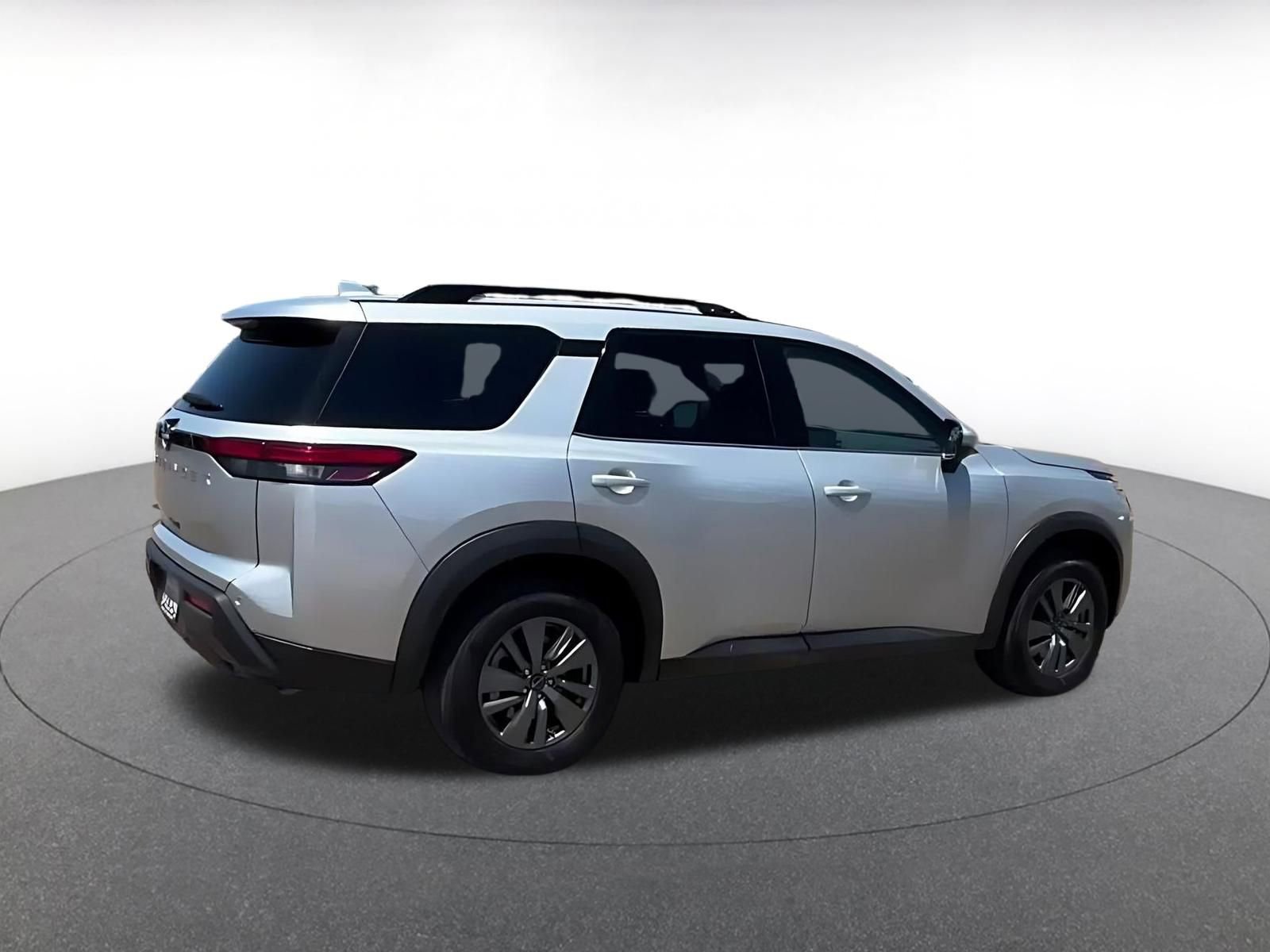 Thumbnail: 2025 Nissan Pathfinder - 15