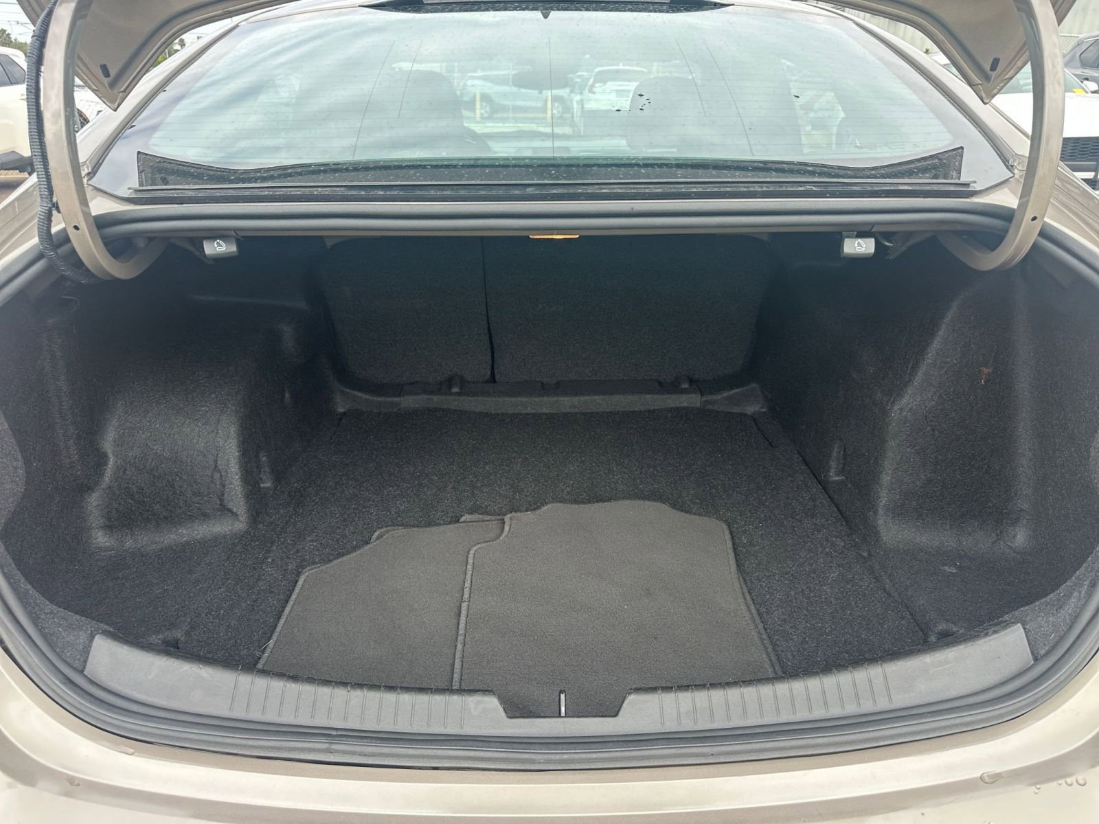 Thumbnail: 2024 Chevrolet Malibu - 31