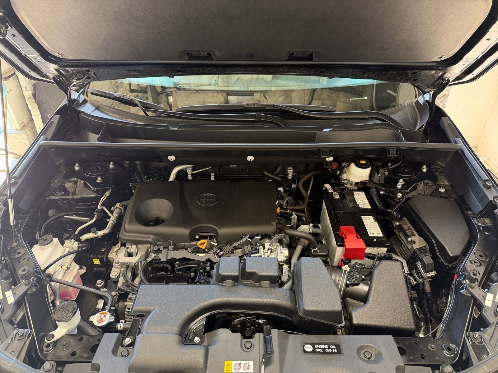 Thumbnail: 2025 Toyota RAV4 - 32