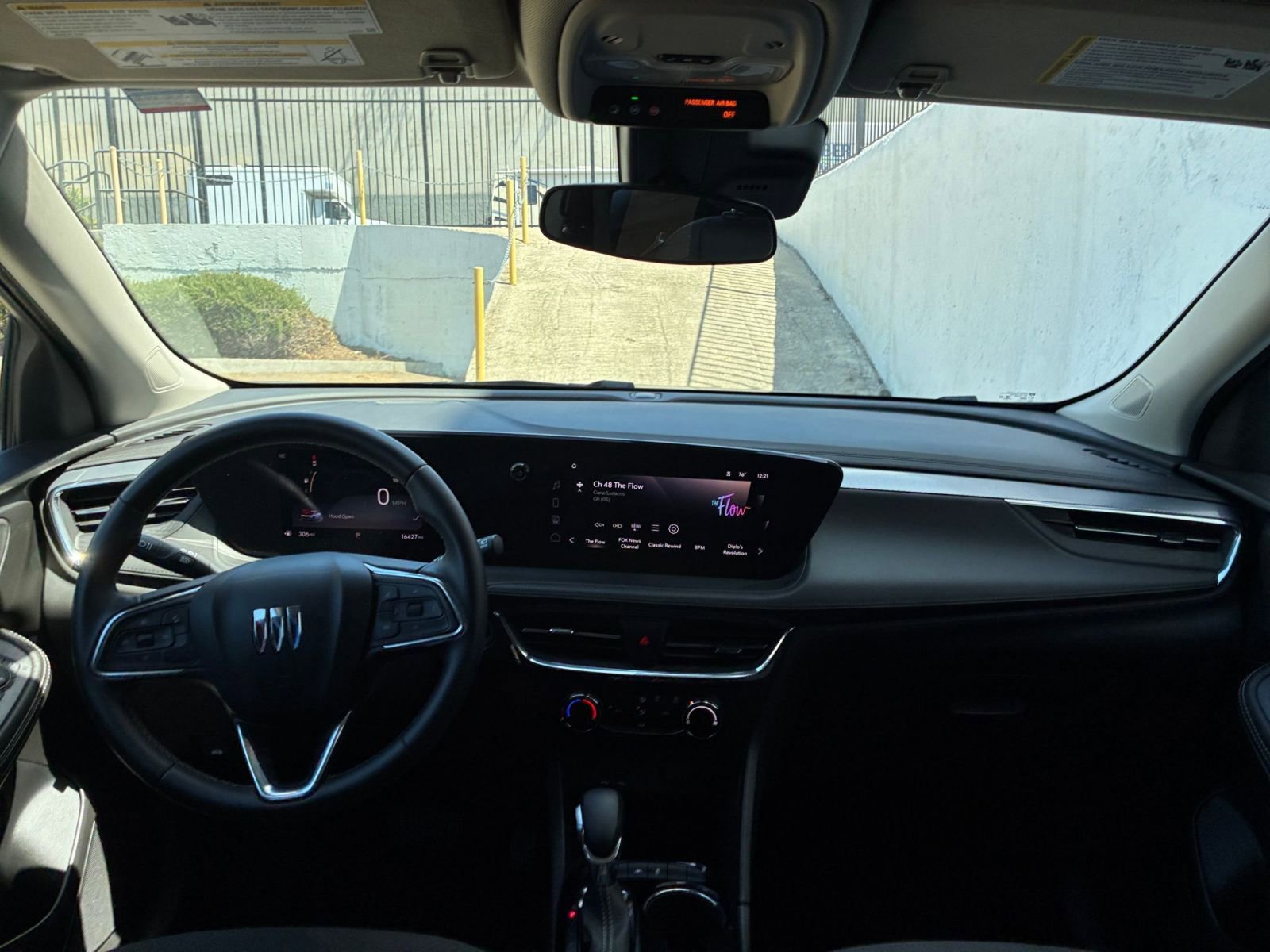 Thumbnail: 2025 Buick Encore GX - 32