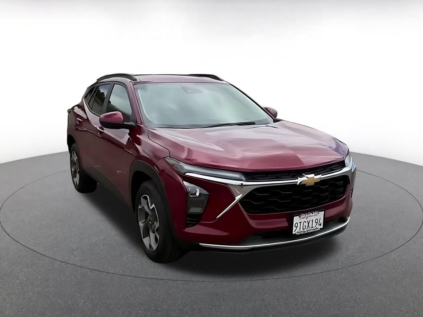 Thumbnail: 2025 Chevrolet Trax - 3