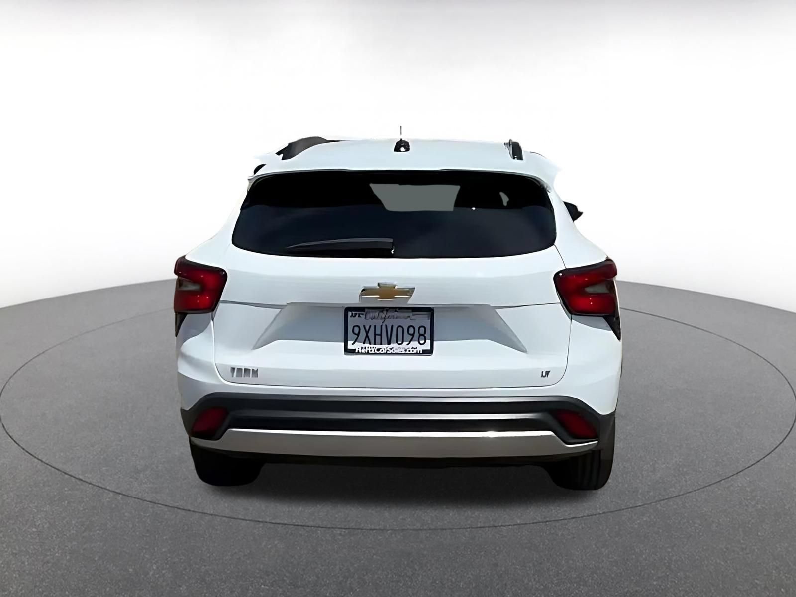 Thumbnail: 2025 Chevrolet Trax - 10