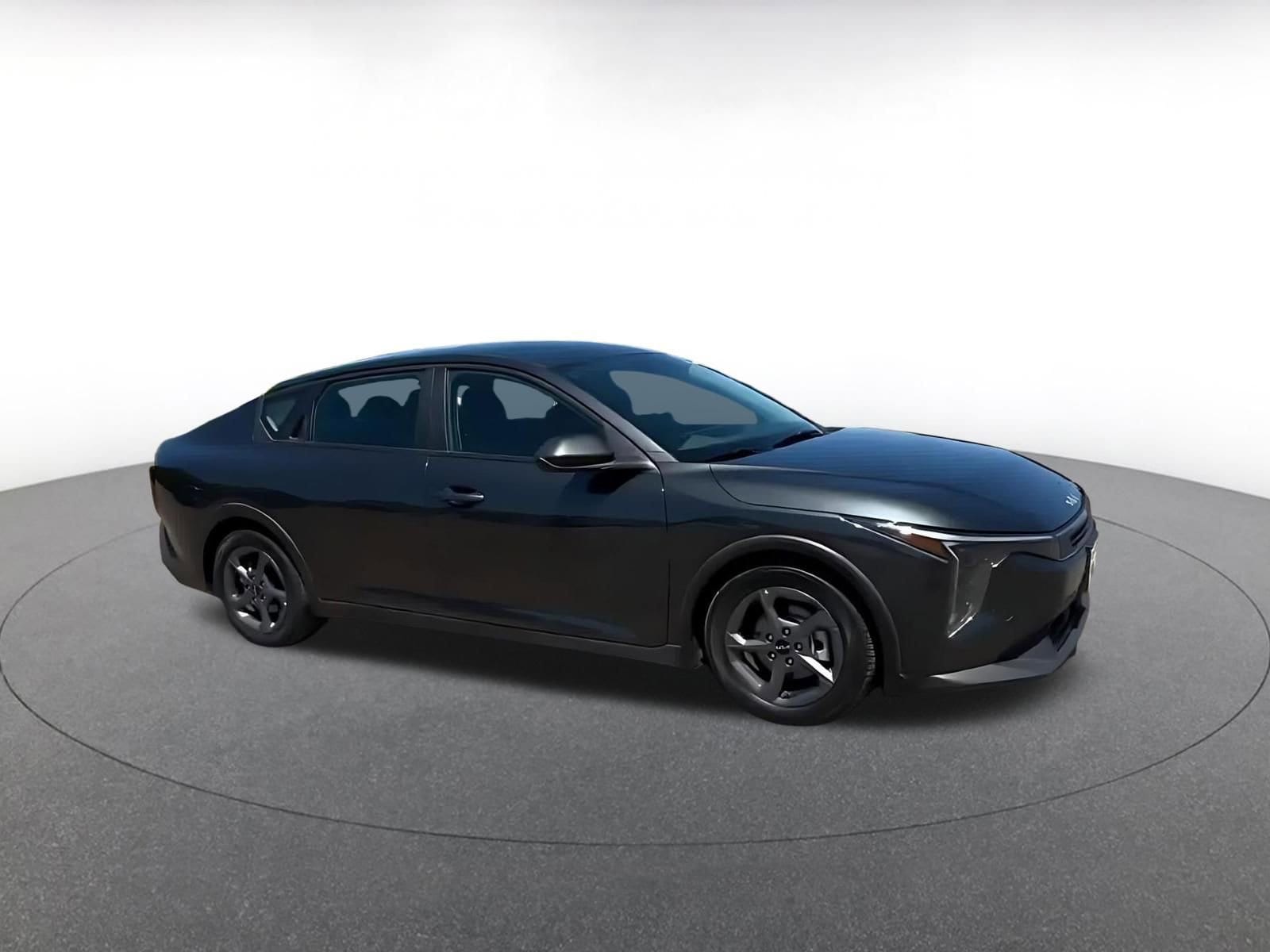 Thumbnail: 2025 Kia K4 - 2