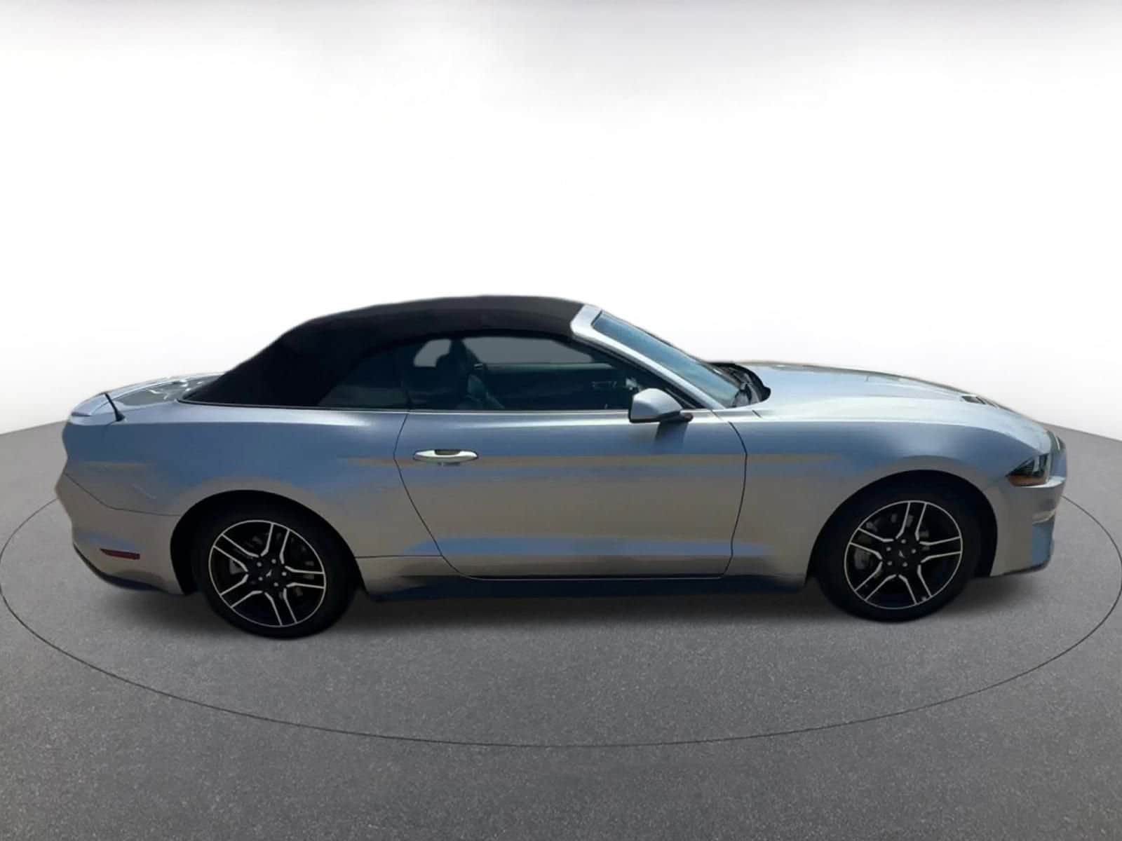 Thumbnail: 2023 Ford Mustang - 16