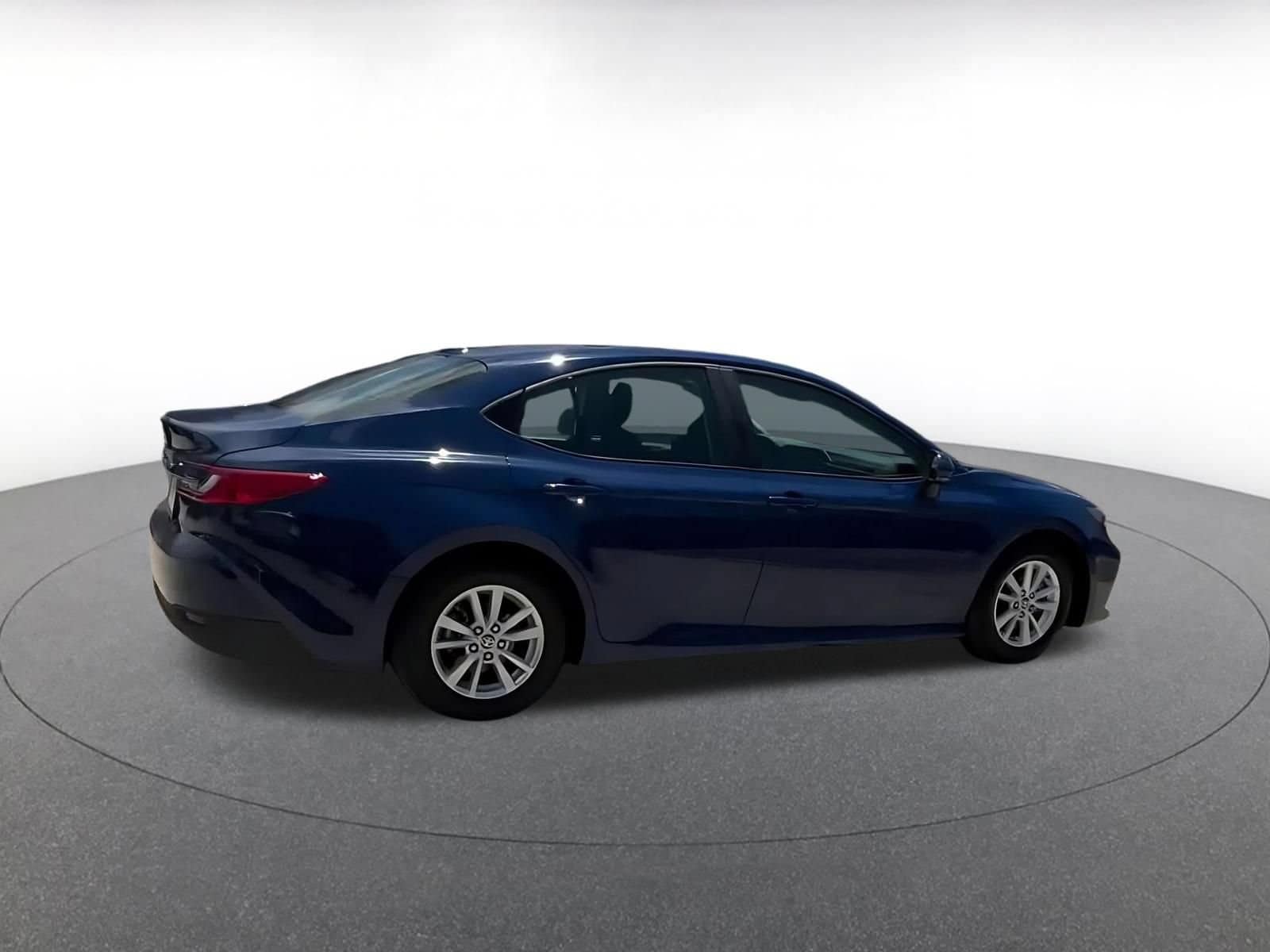 Thumbnail: 2025 Toyota Camry - 15