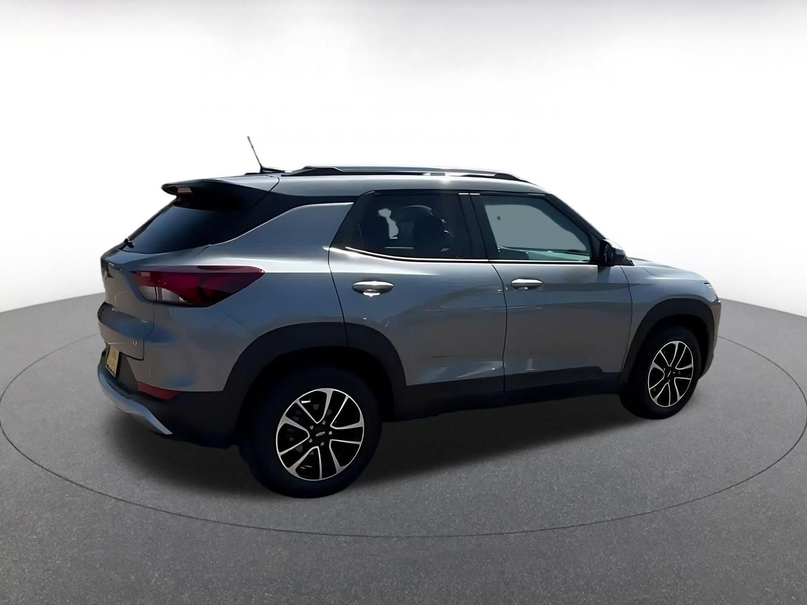 Thumbnail: 2025 Chevrolet TrailBlazer - 13