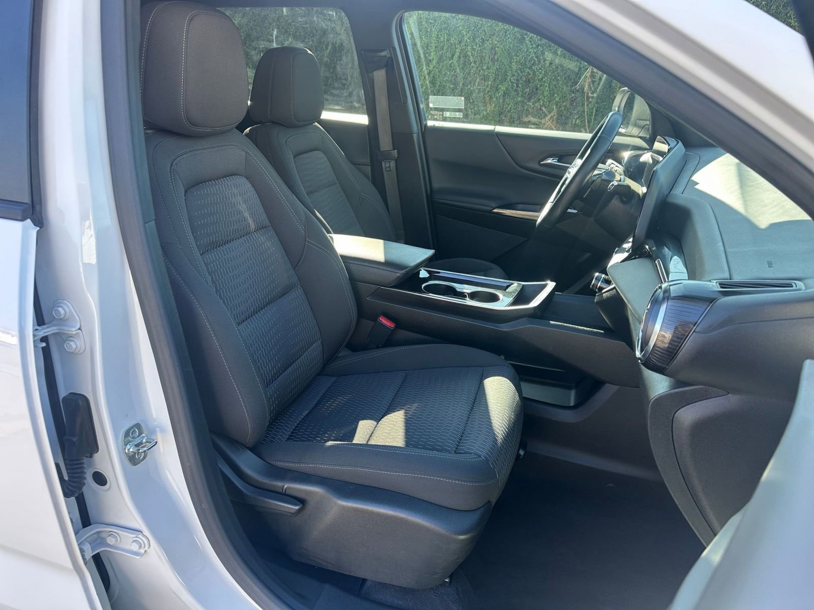 Thumbnail: 2025 Chevrolet Equinox - 35