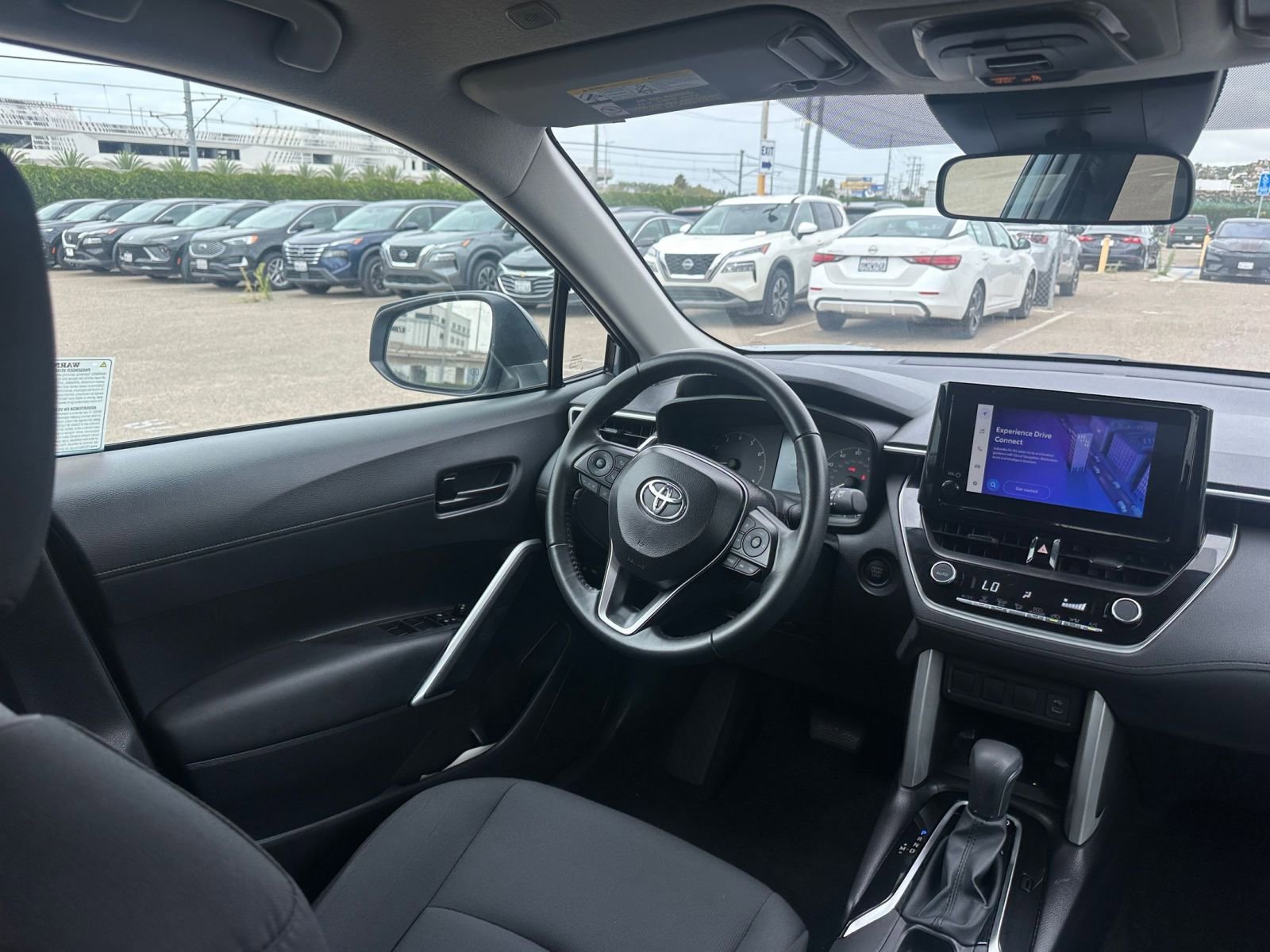 Thumbnail: 2025 Toyota Corolla Cross - 33