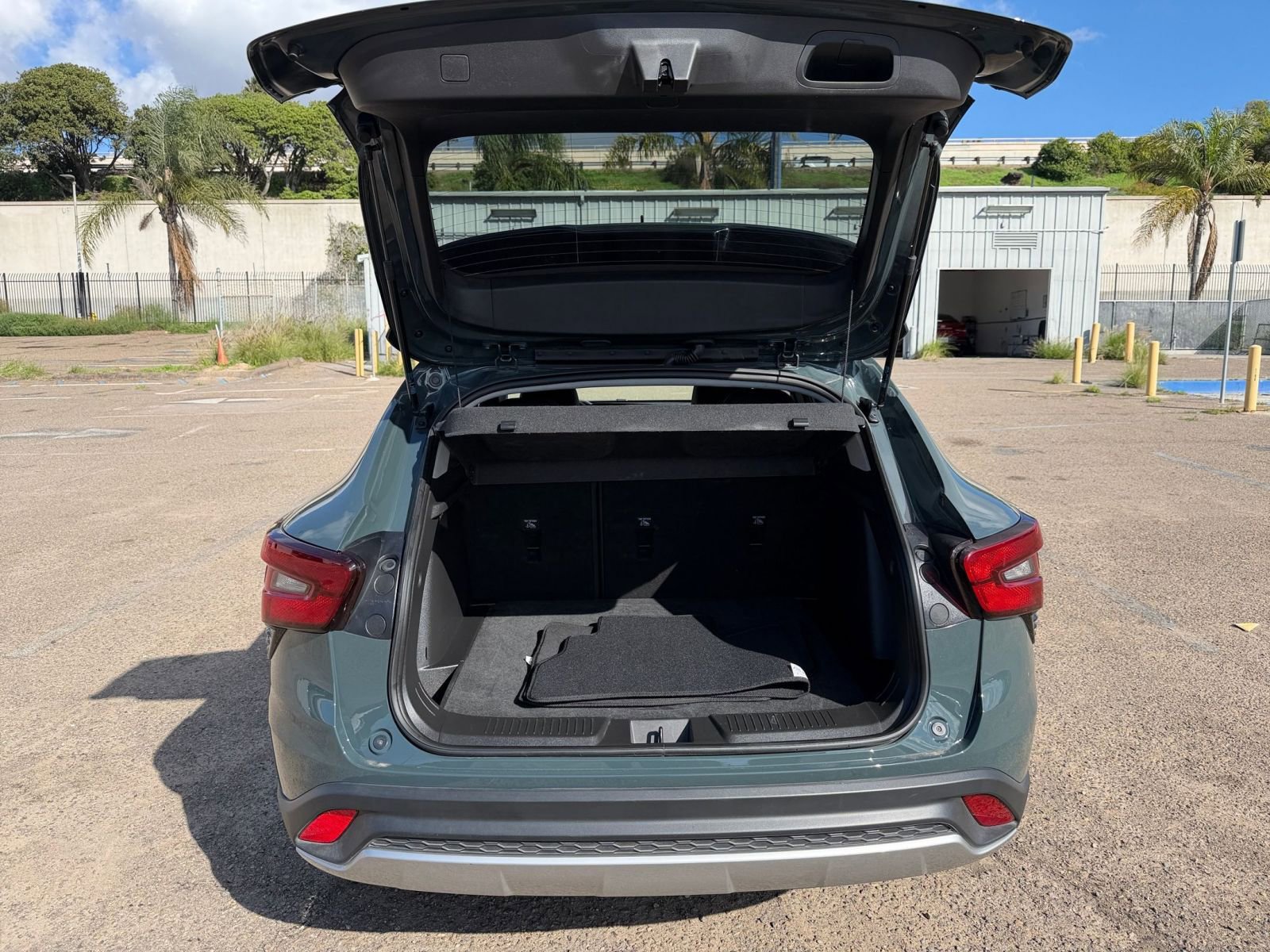 Thumbnail: 2025 Chevrolet Trax - 29