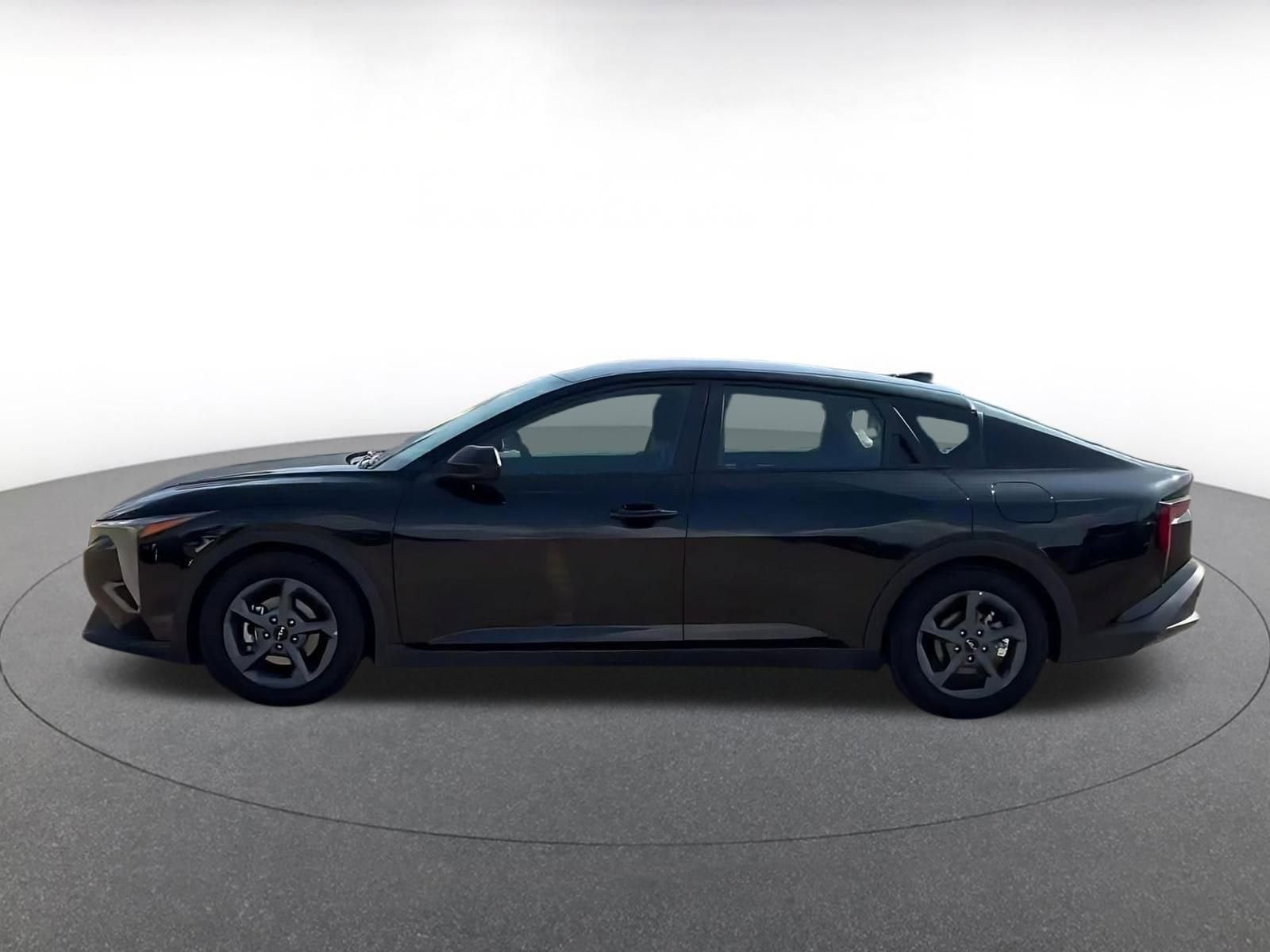 Thumbnail: 2025 Kia K4 - 9