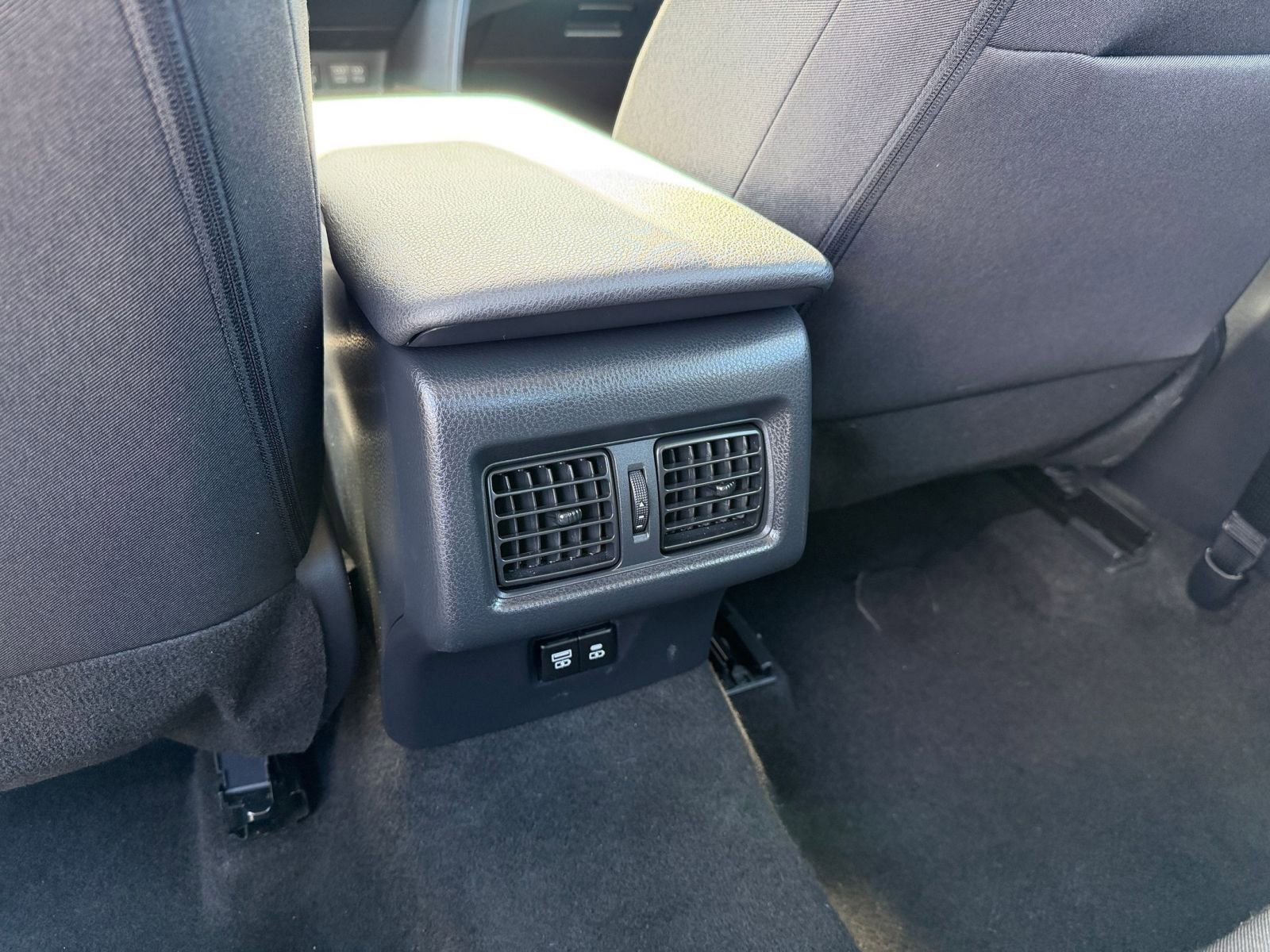 Thumbnail: 2025 Toyota Camry - 23