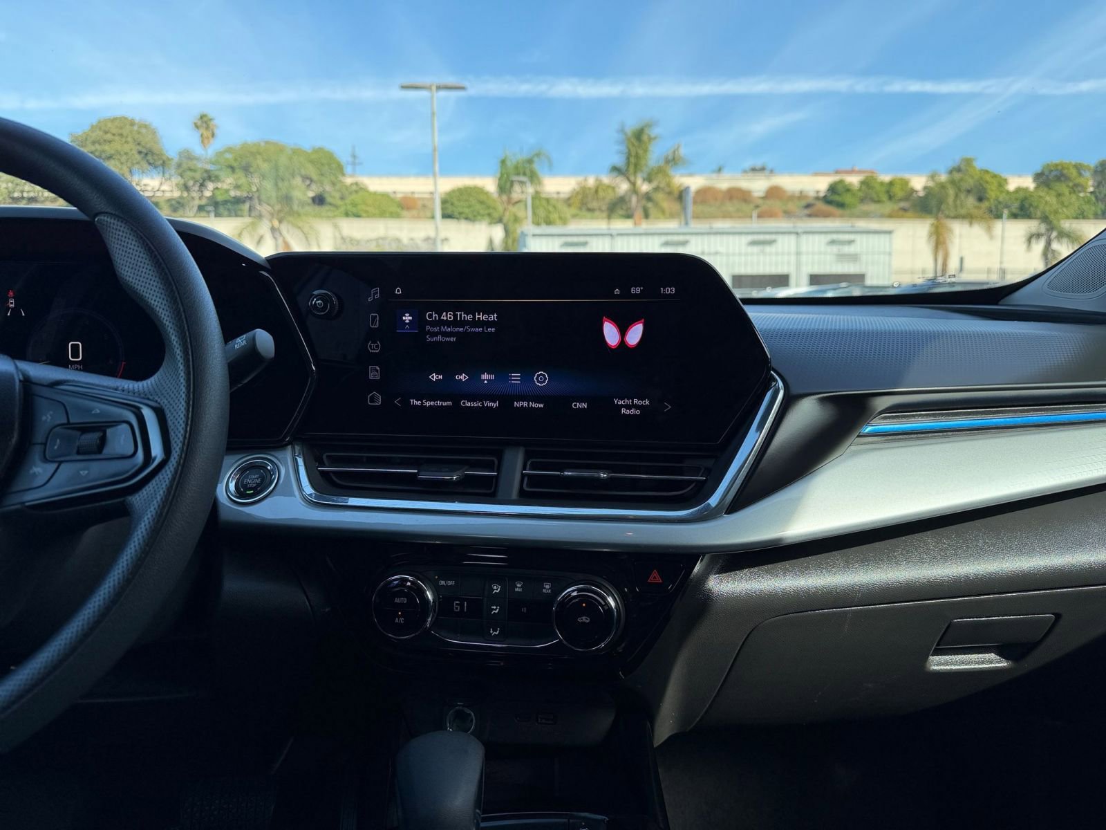 Thumbnail: 2025 Chevrolet Trax - 18