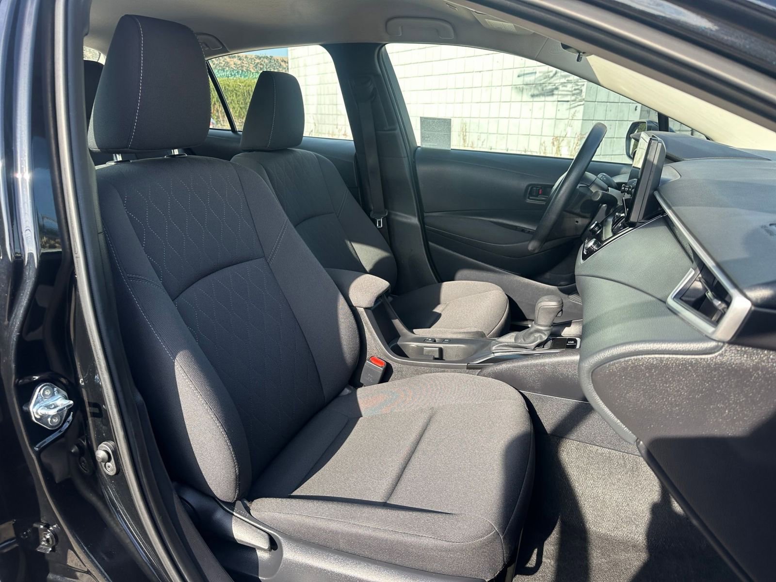 Thumbnail: 2025 Toyota Corolla - 34