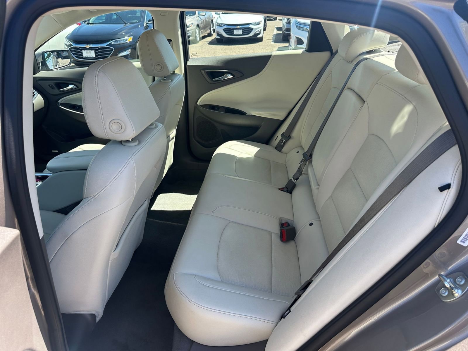 Thumbnail: 2024 Chevrolet Malibu - 25