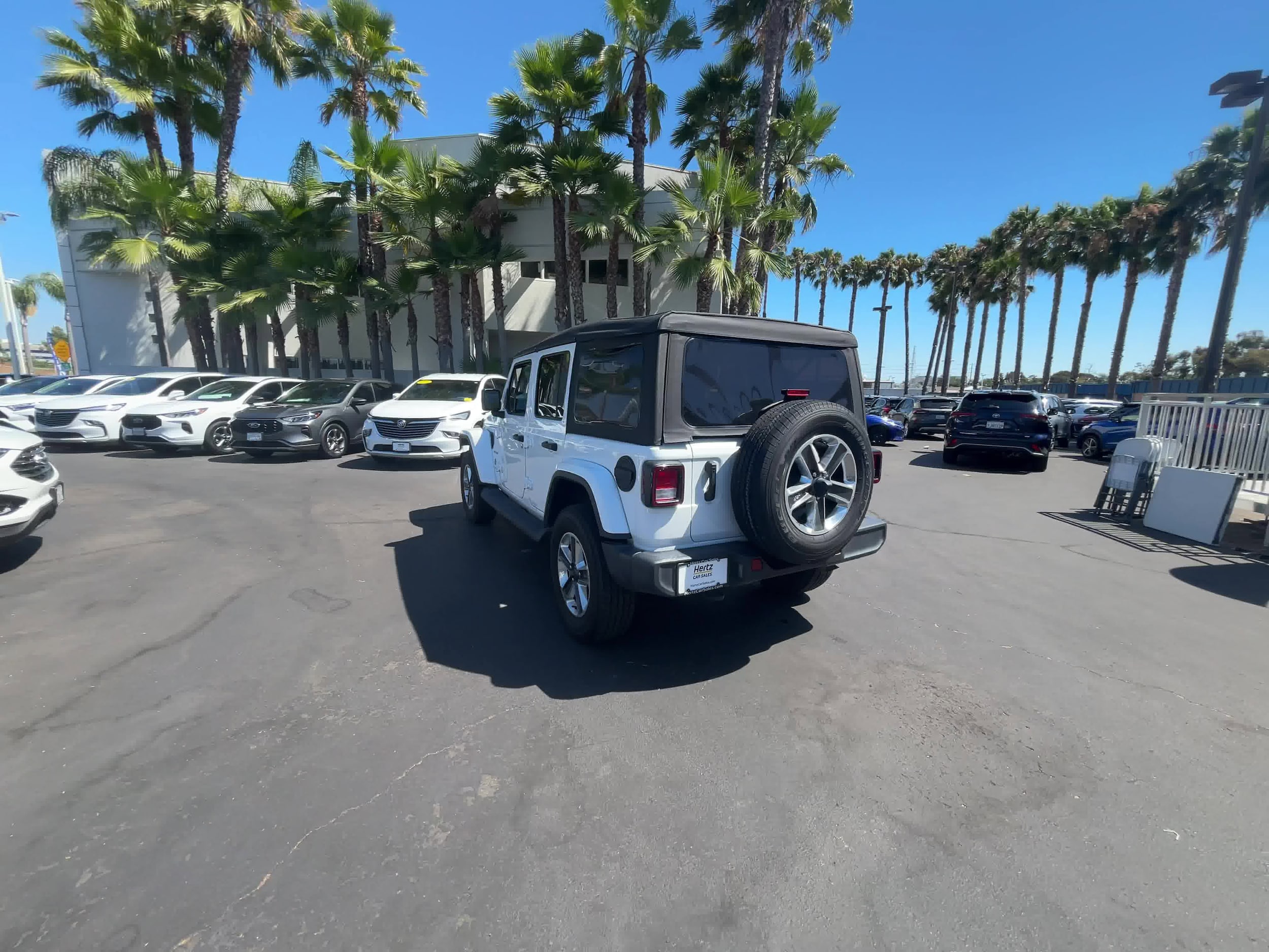 2022 Jeep Wrangler Unlimited Sahara 11