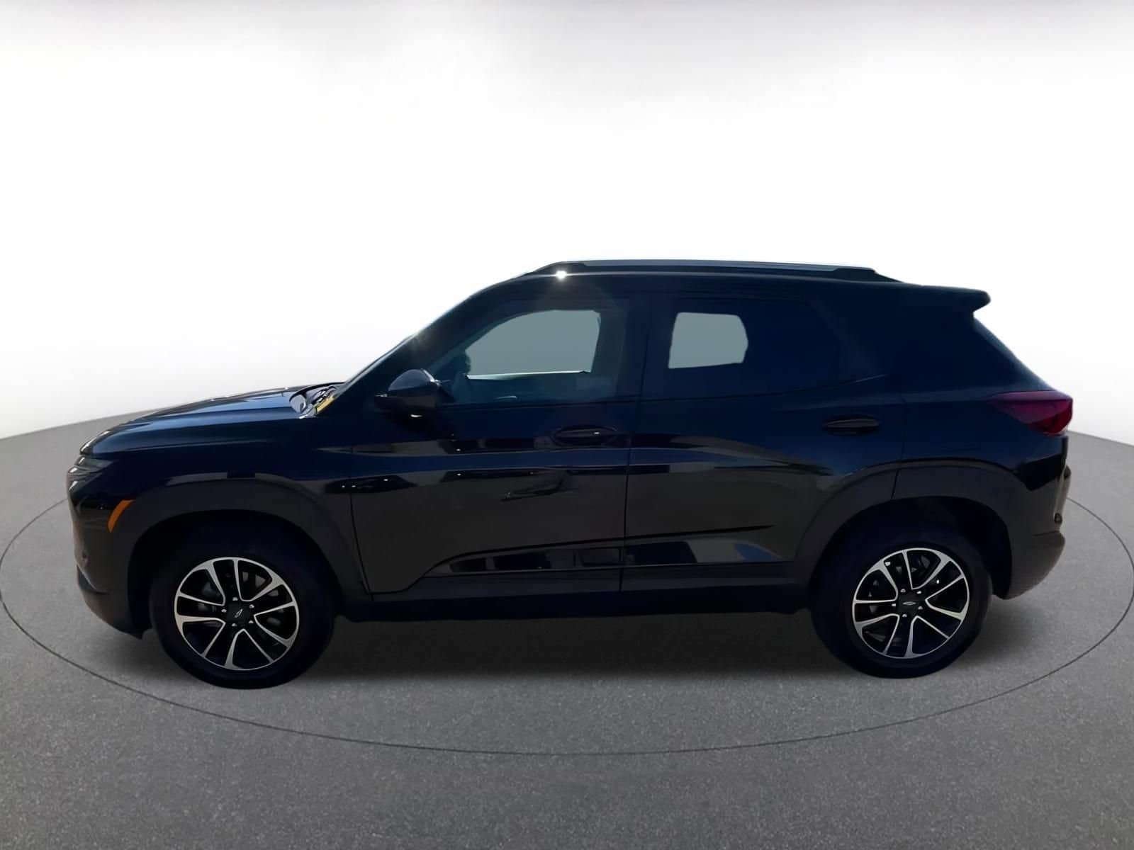 Thumbnail: 2024 Chevrolet TrailBlazer - 9