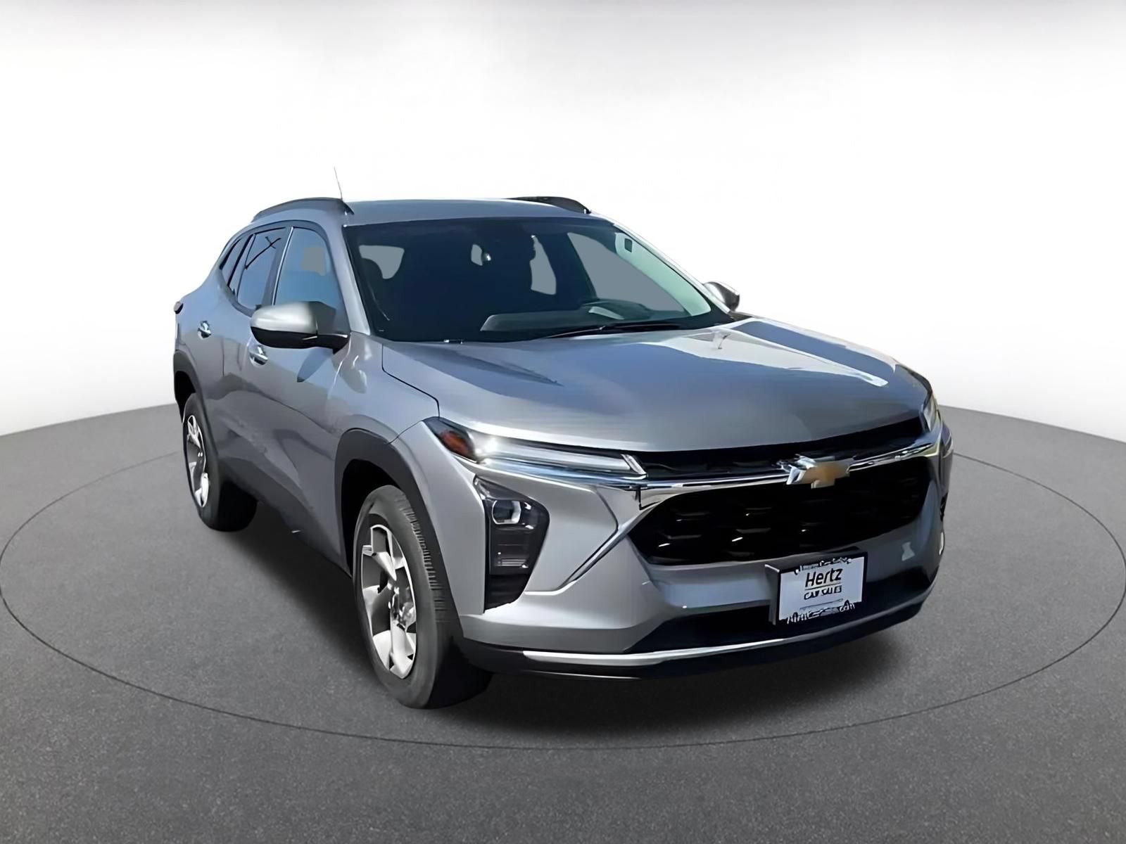Thumbnail: 2025 Chevrolet Trax - 3