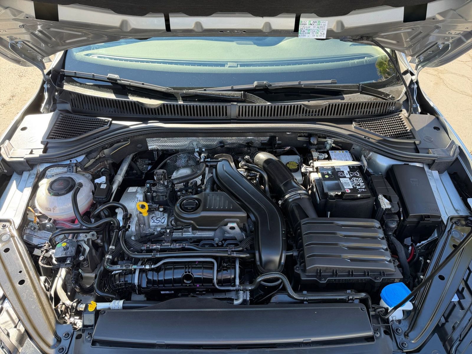 Thumbnail: 2025 Volkswagen Jetta - 31