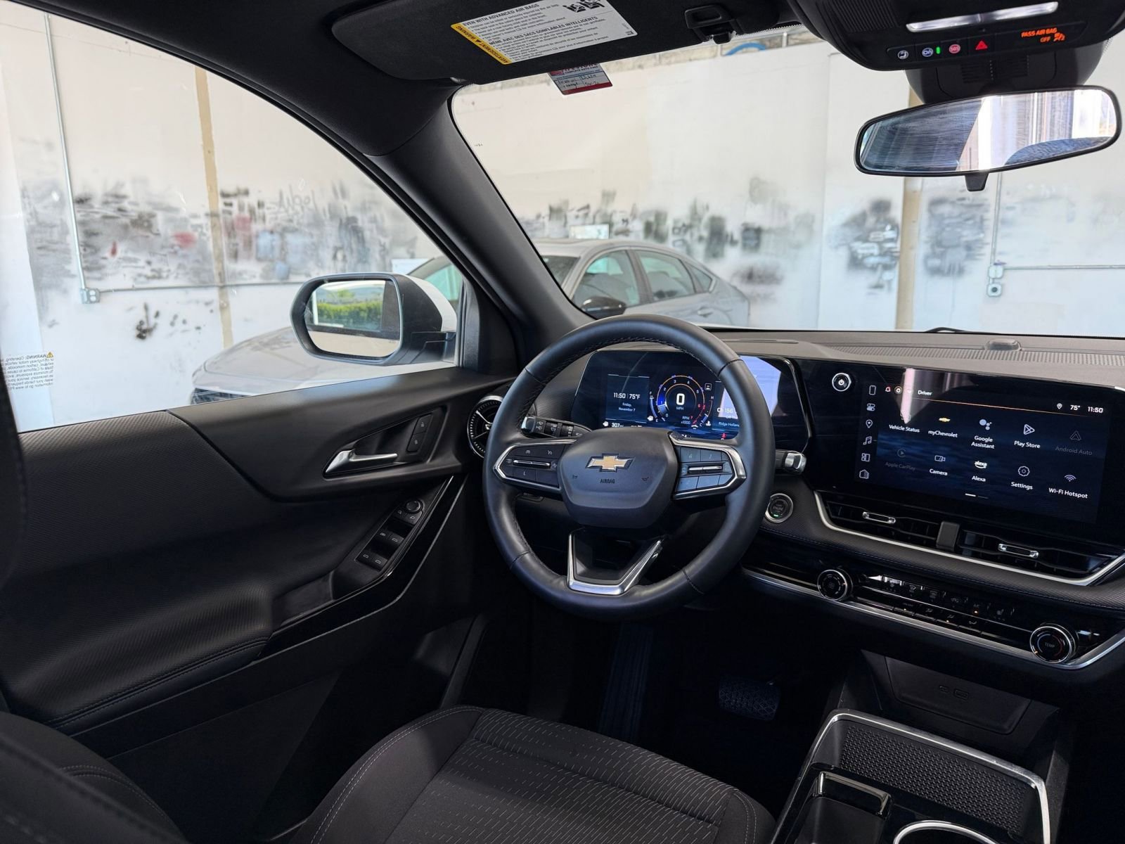 Thumbnail: 2025 Chevrolet Equinox - 33