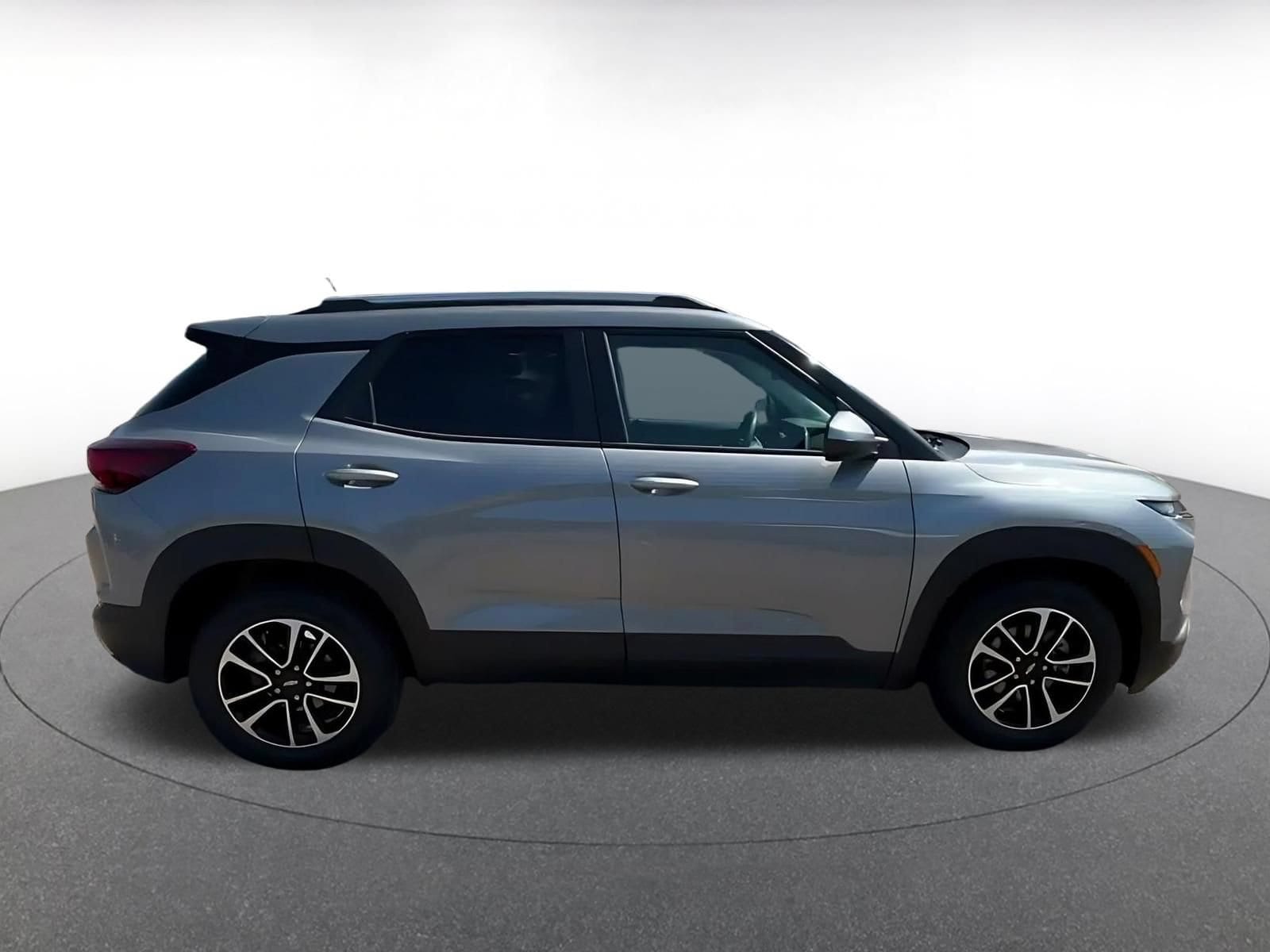 Thumbnail: 2025 Chevrolet TrailBlazer - 15