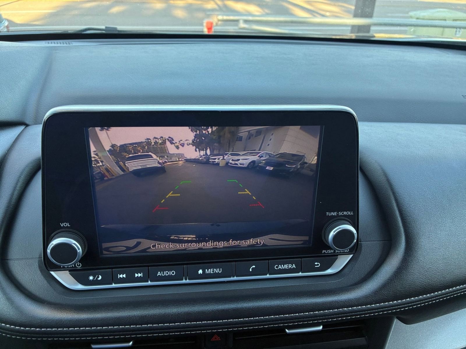 Thumbnail: 2025 Nissan Rogue - 25