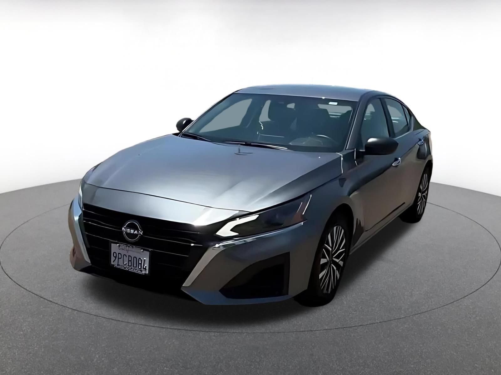 Thumbnail: 2025 Nissan Altima - 7