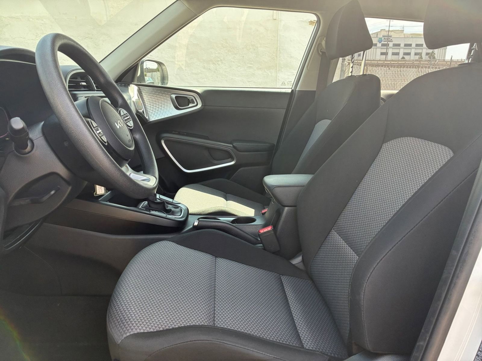 Thumbnail: 2025 Kia Soul - 24