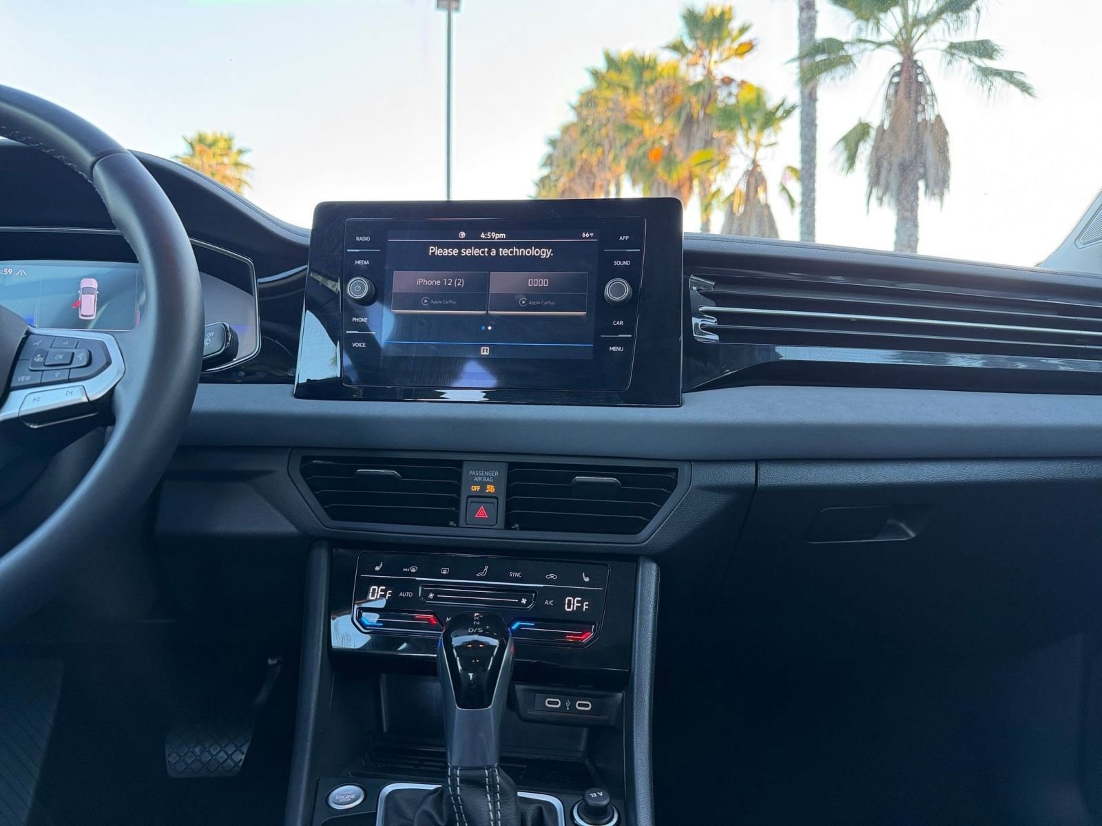 Thumbnail: 2025 Volkswagen Jetta - 18