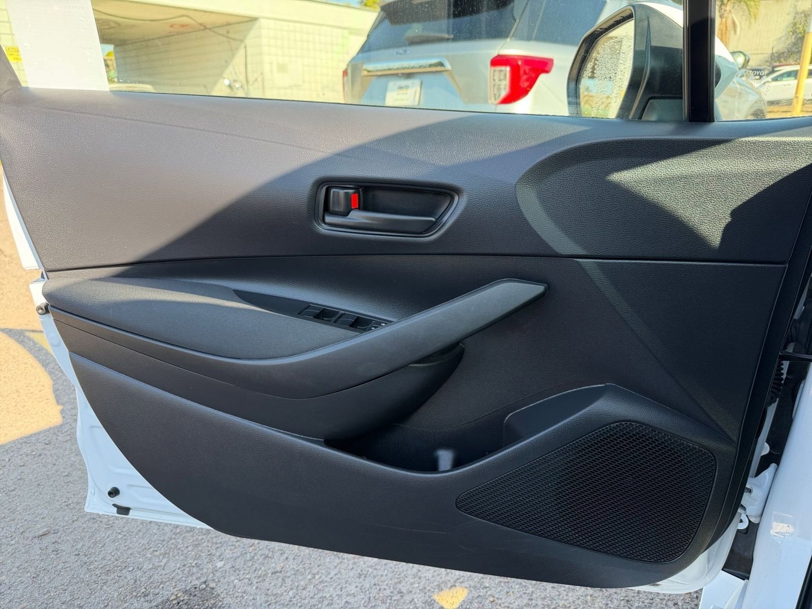 Thumbnail: 2025 Toyota Corolla - 20