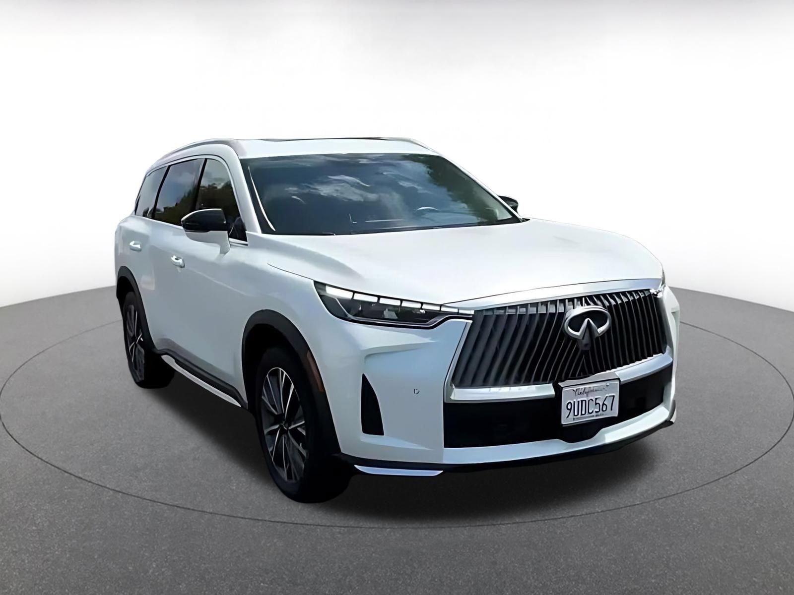 Thumbnail: 2026 INFINITI QX60 - 3
