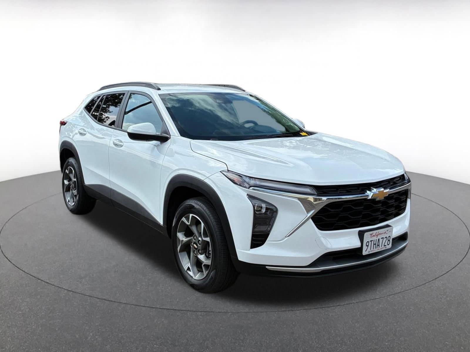 Thumbnail: 2025 Chevrolet Trax - 1