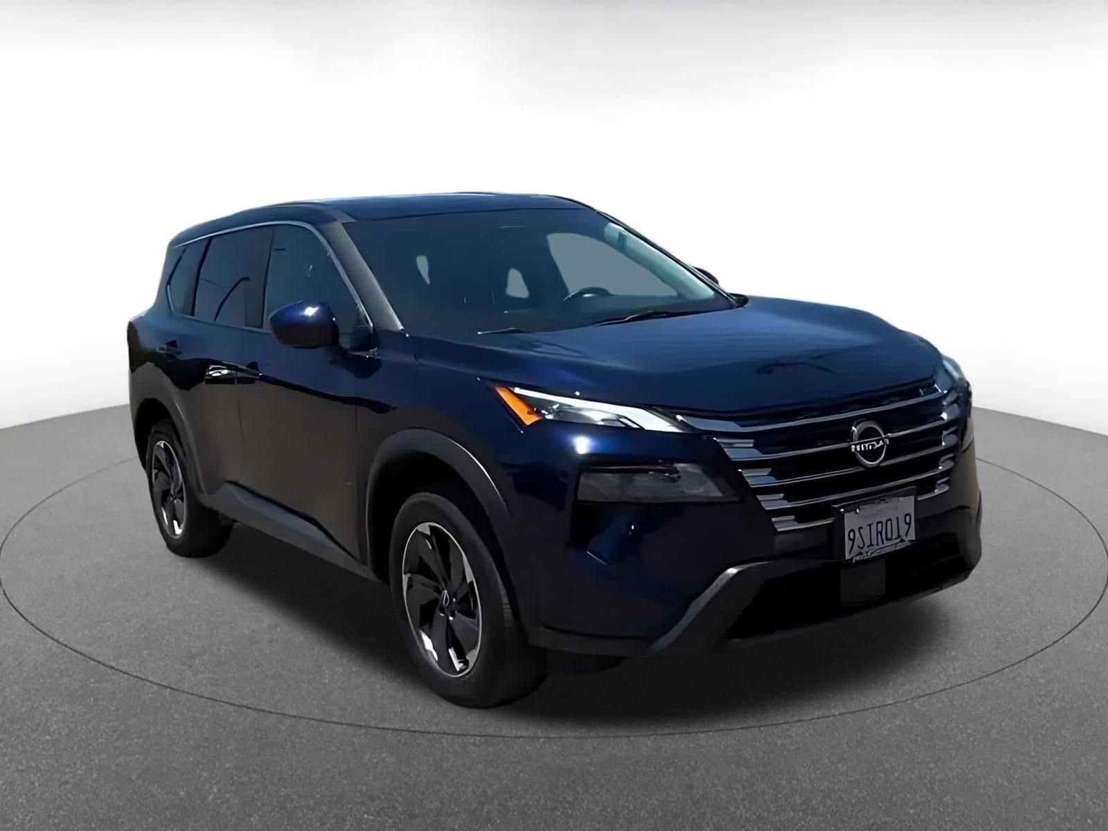 Thumbnail: 2025 Nissan Rogue - 3