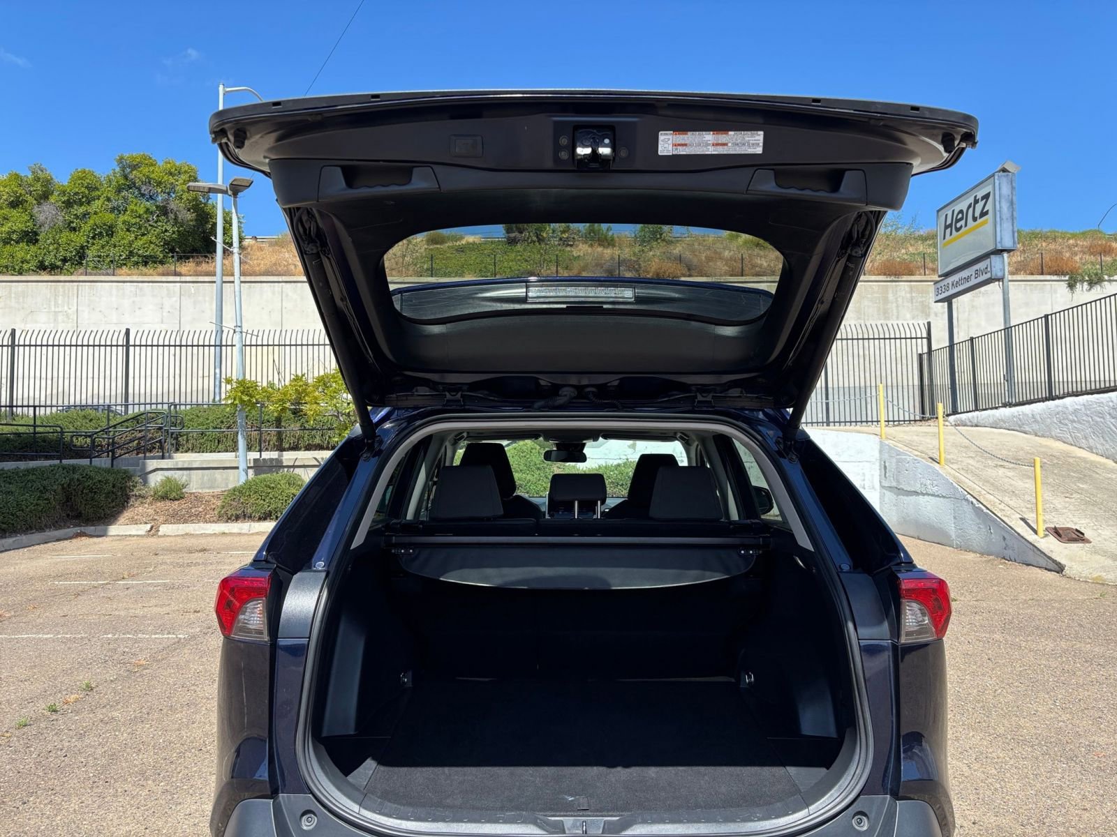 Thumbnail: 2024 Toyota RAV4 - 33