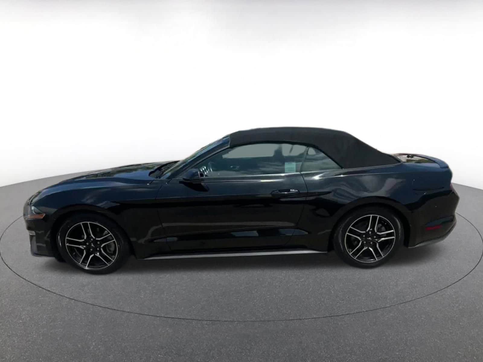 Thumbnail: 2023 Ford Mustang - 9