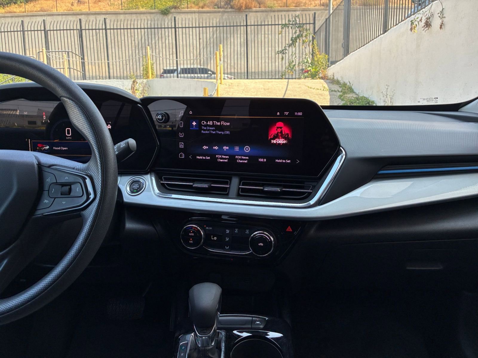 Thumbnail: 2025 Chevrolet Trax - 17