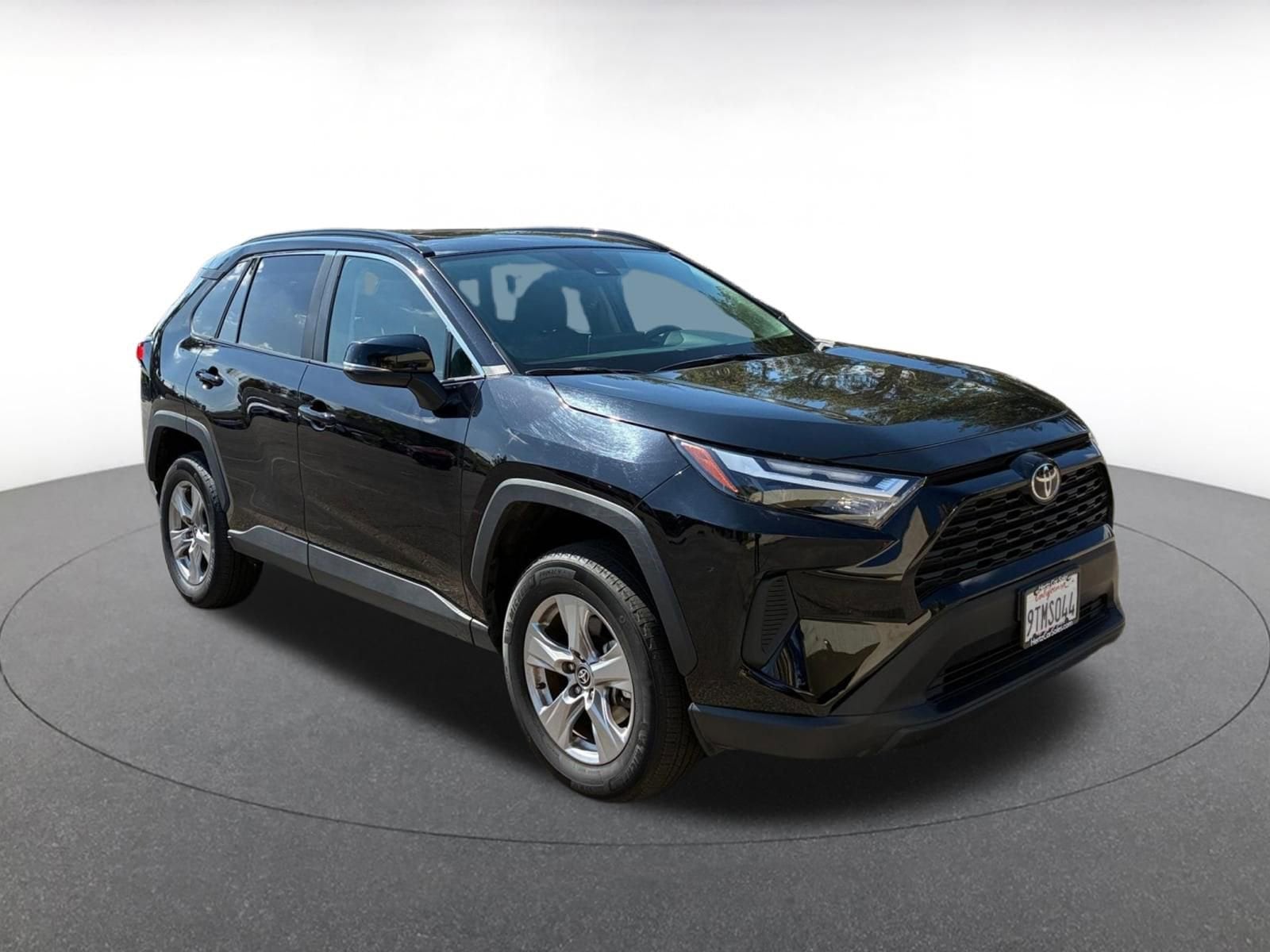 Thumbnail: 2025 Toyota RAV4 - 1
