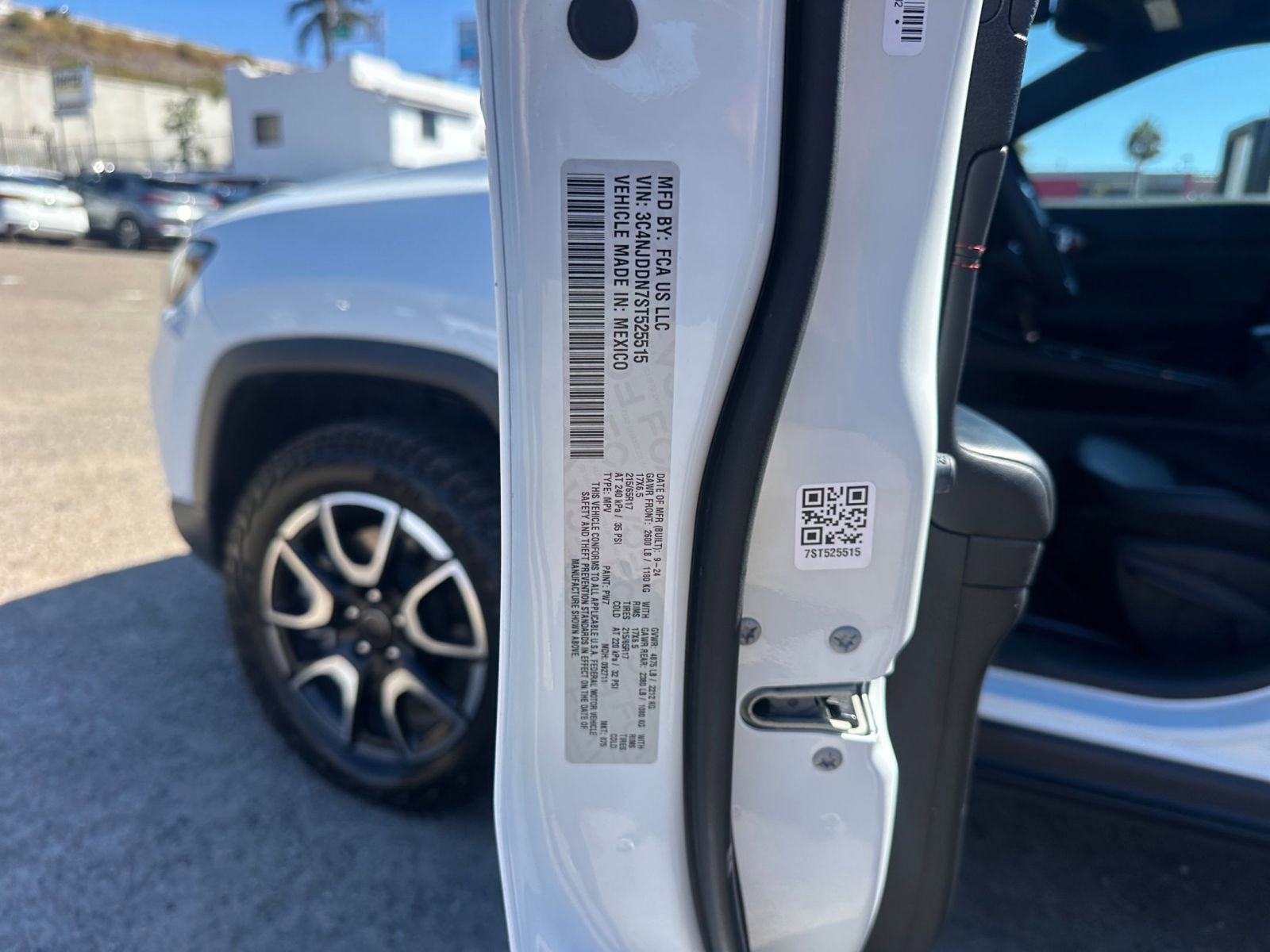 Thumbnail: 2025 Jeep Compass - 28