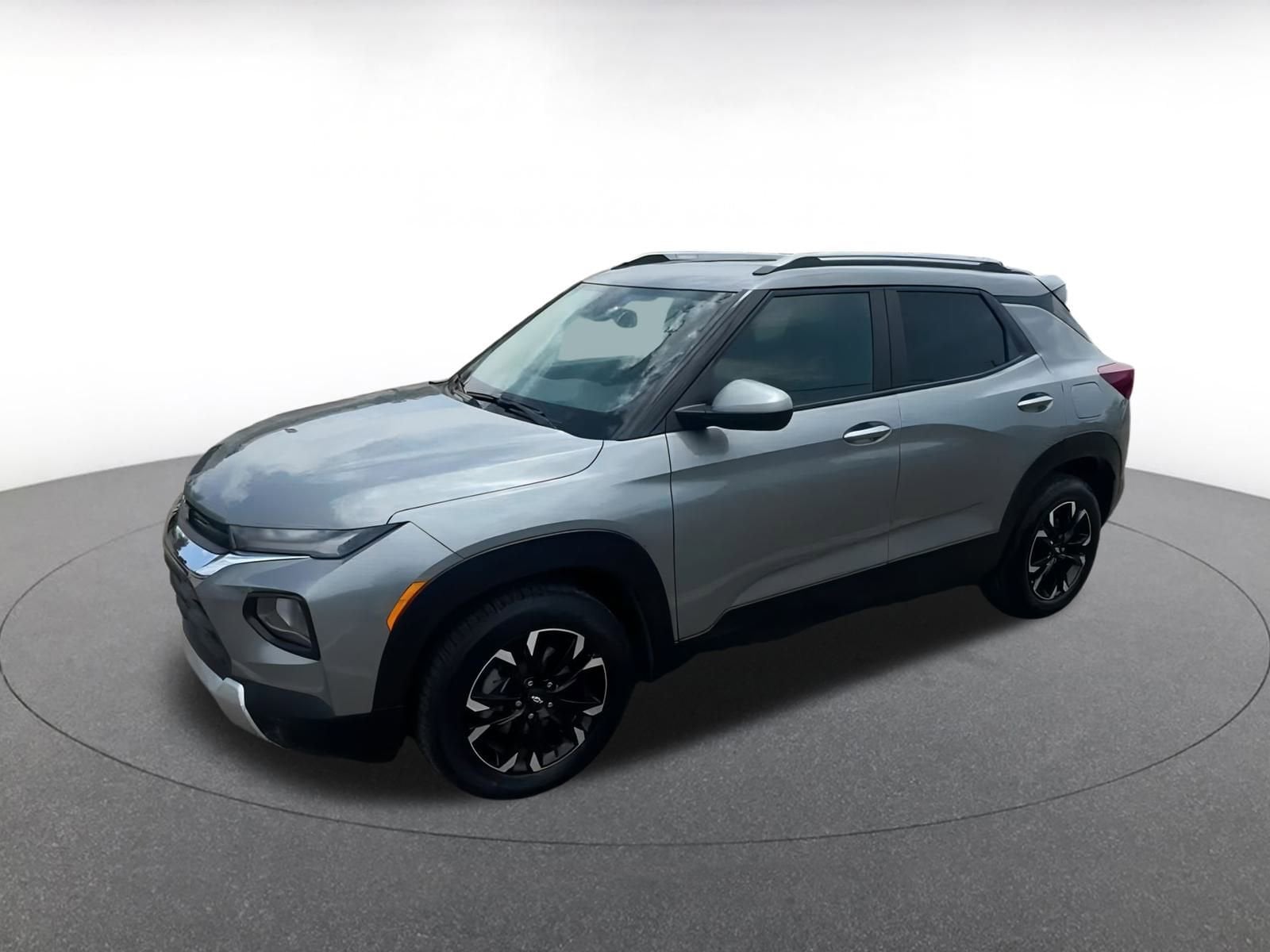 Thumbnail: 2023 Chevrolet TrailBlazer - 8