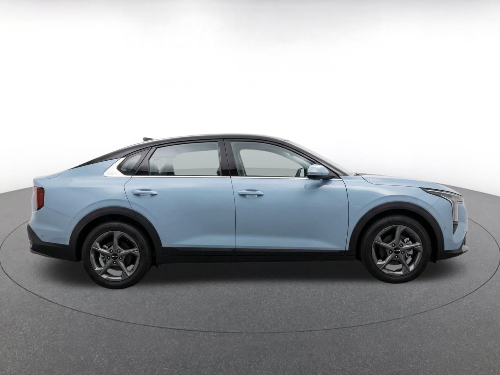Thumbnail: 2025 Kia K4 - 10