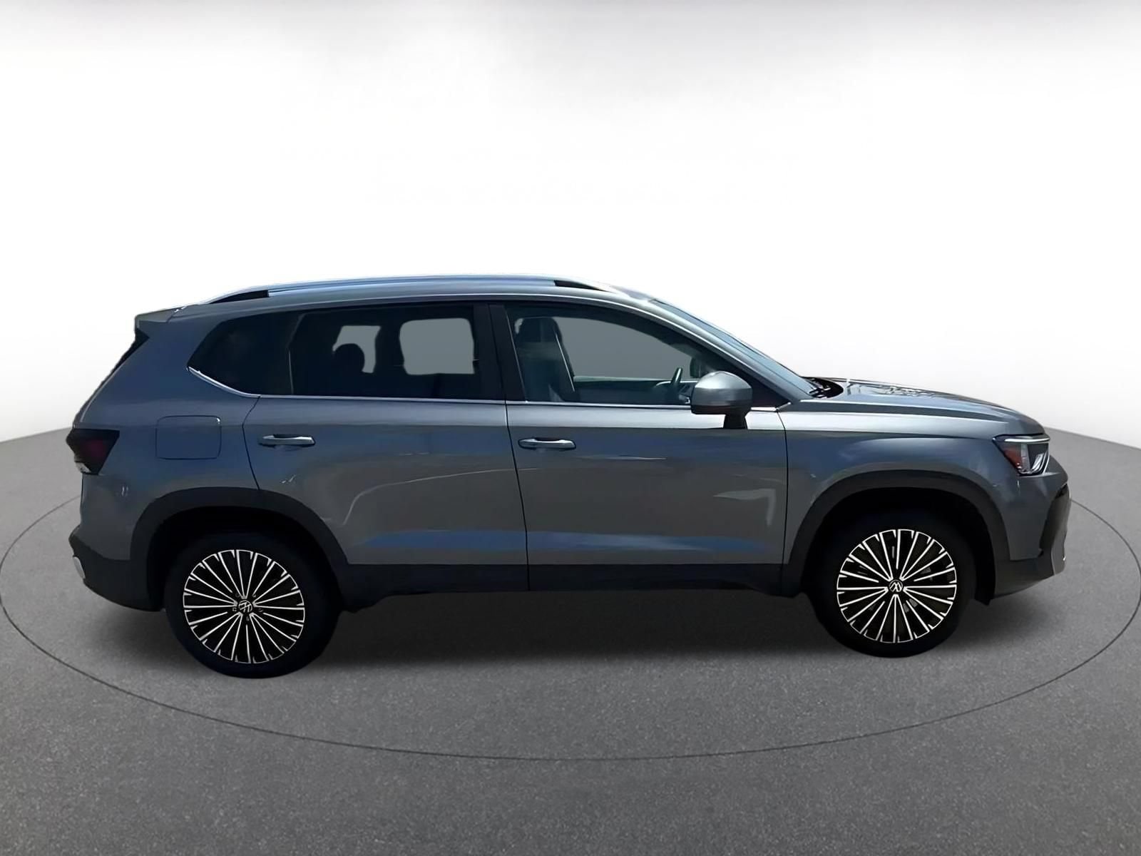 Thumbnail: 2026 Volkswagen Taos - 16